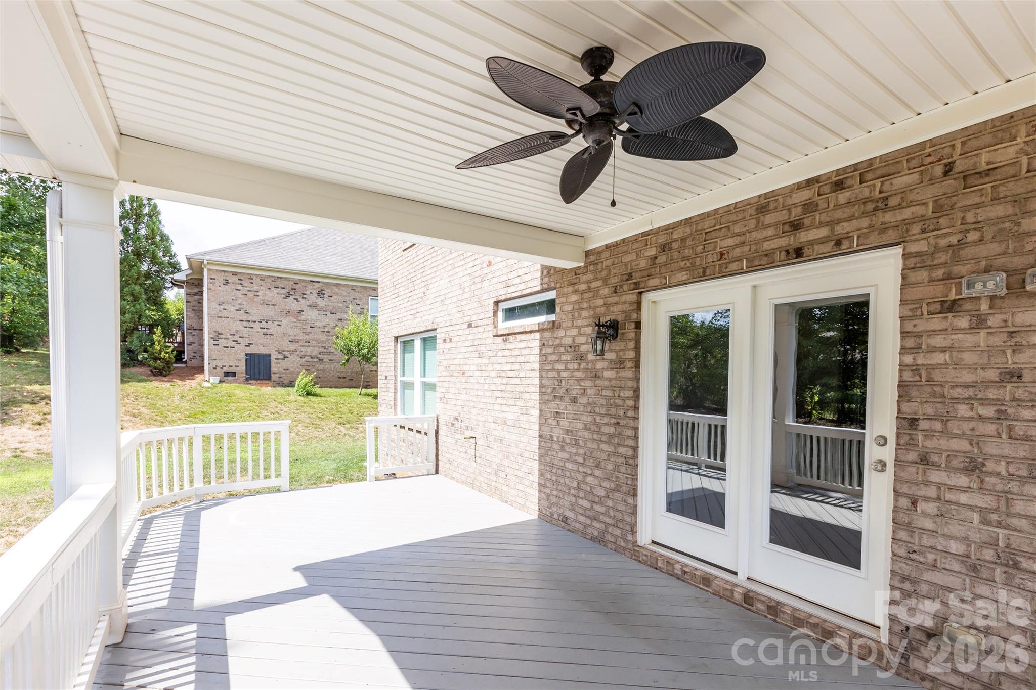 Single Family Residence at 404 E Waterlynn Road, Mooresville, photo 43 of 46