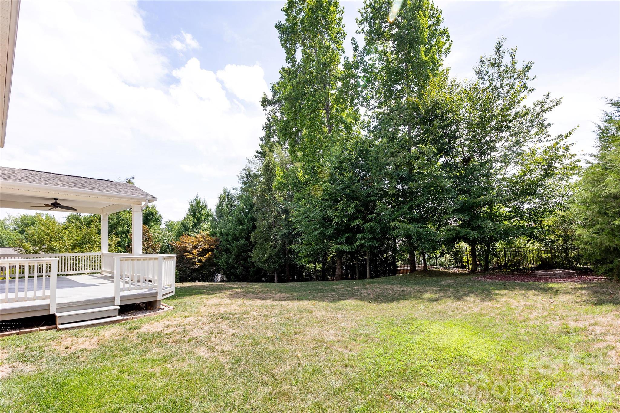 Single Family Residence at 404 E Waterlynn Road, Mooresville, photo 42 of 46