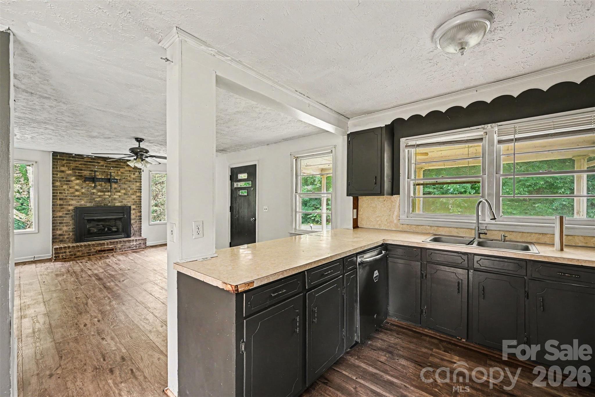 Single Family Residence at 2333 Washburn Road, Shelby, photo 11 of 25
