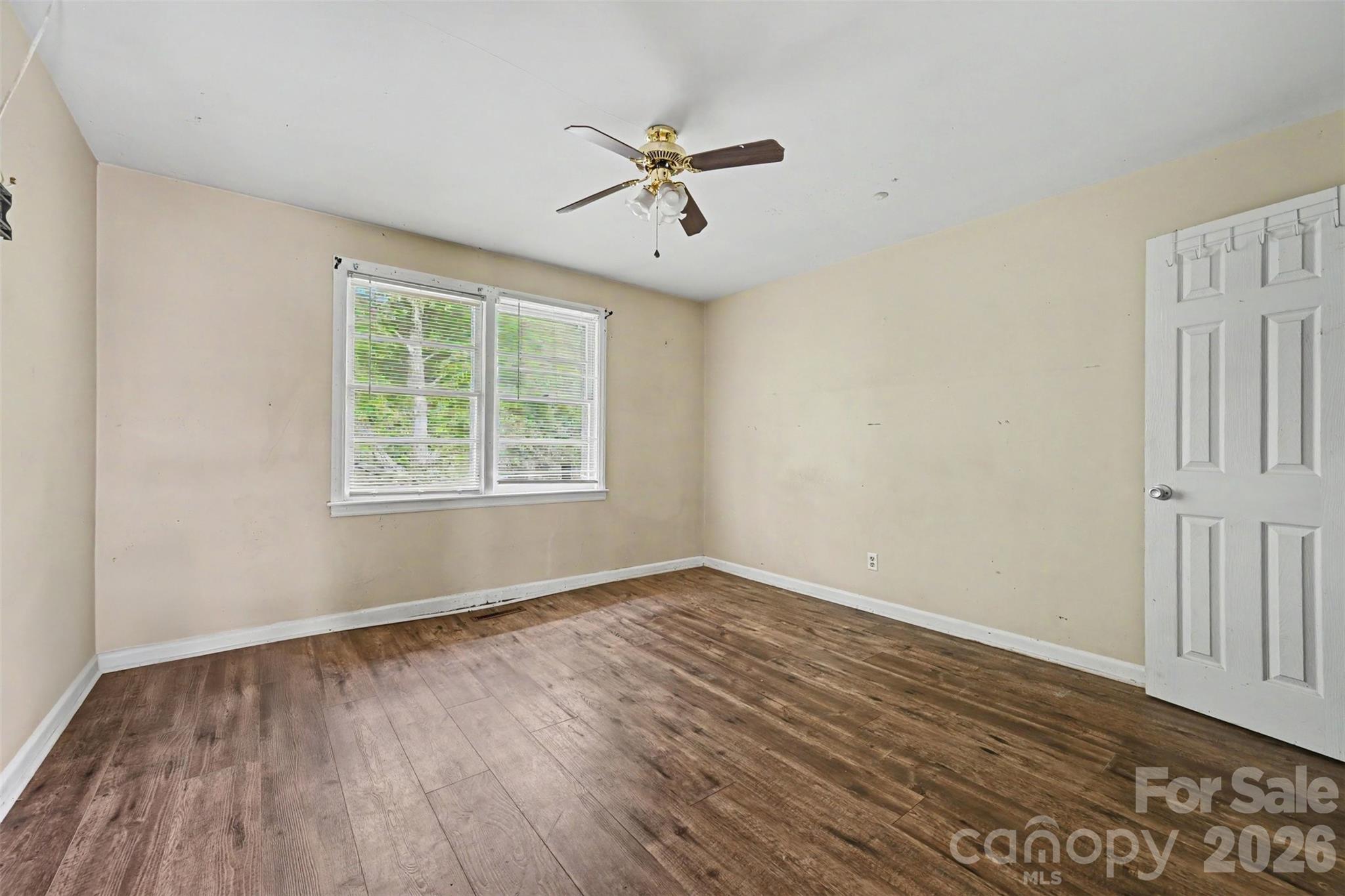 Single Family Residence at 2333 Washburn Road, Shelby, photo 13 of 25