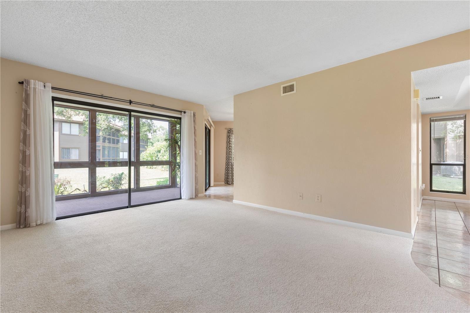 Condominium at 37 HEMBURY LN, PALM COAST, photo 11 of 55
