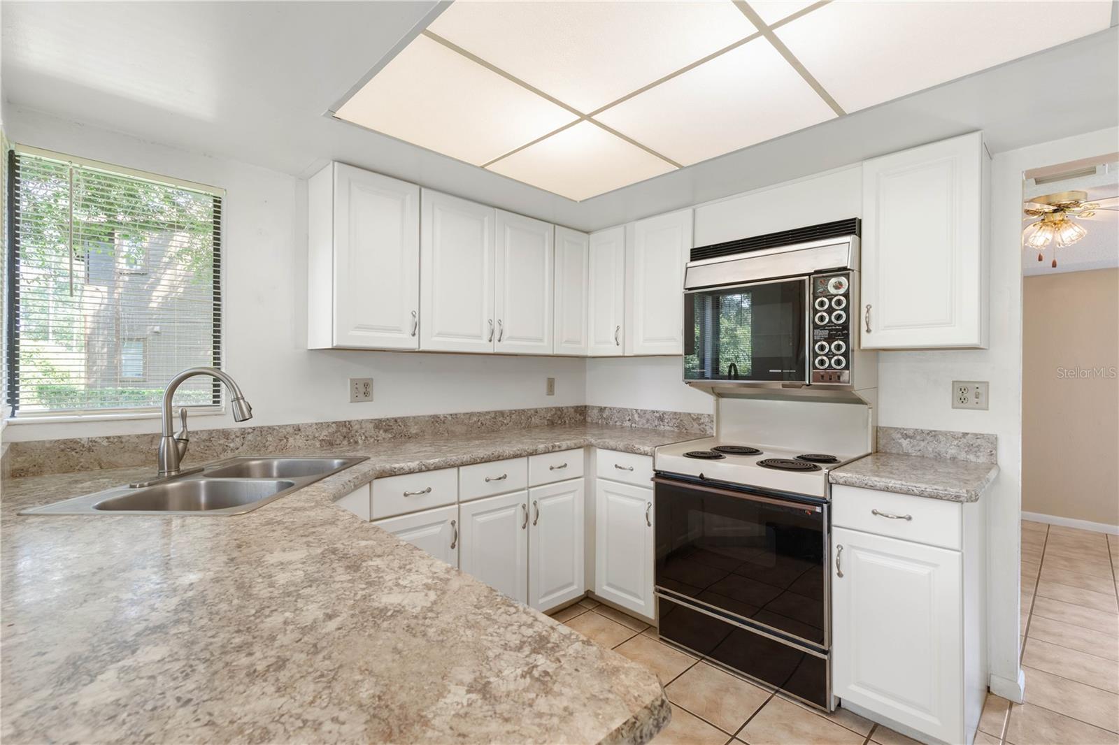 Condominium at 37 HEMBURY LN, PALM COAST, photo 17 of 55