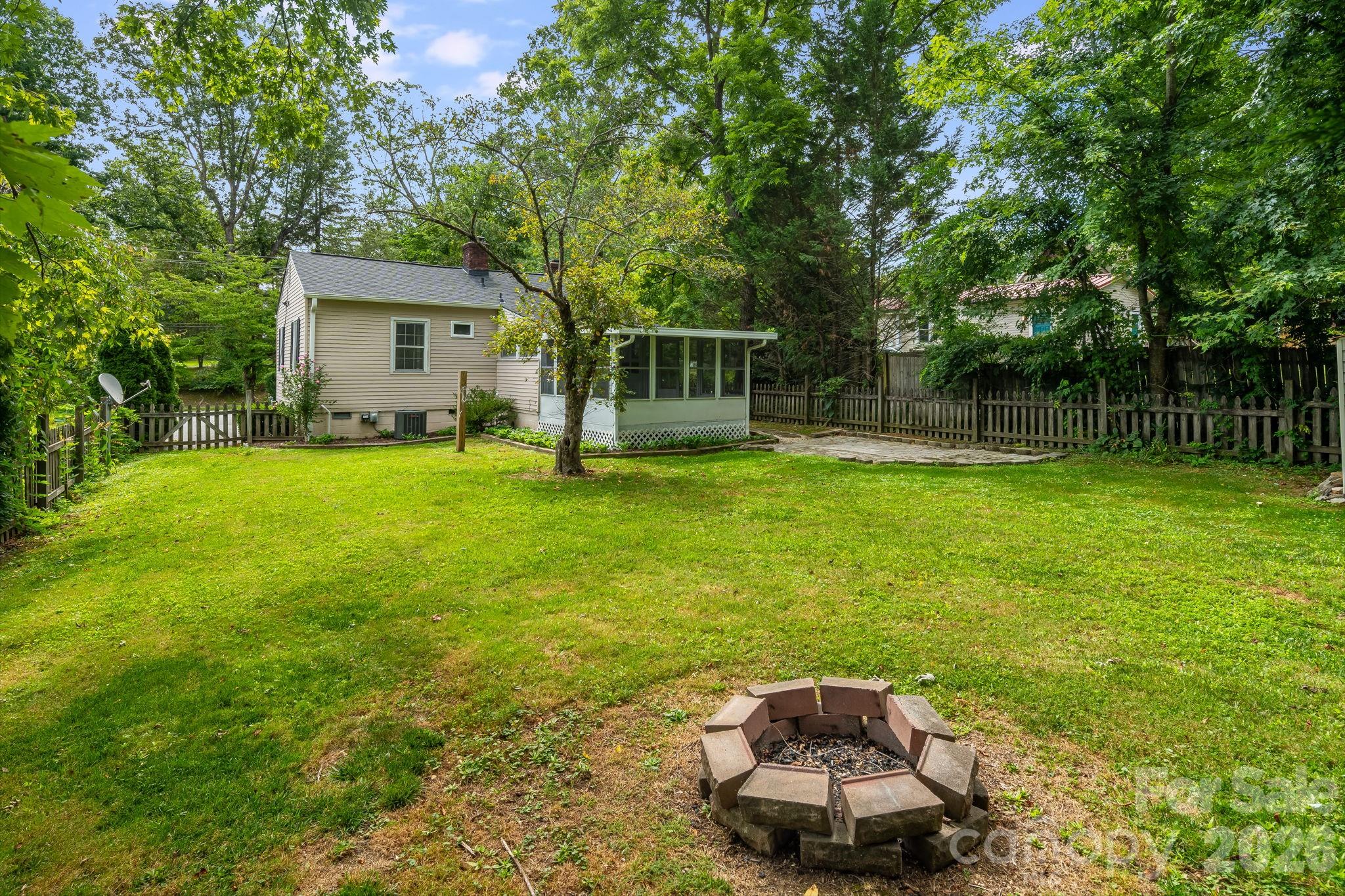 Single Family Residence at 839 Kanuga Road, Hendersonville, photo 30 of 35