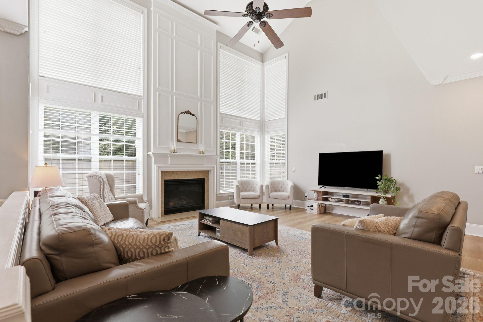 Single Family Residence at 5098 Cressingham Drive, Fort Mill, photo 10 of 48