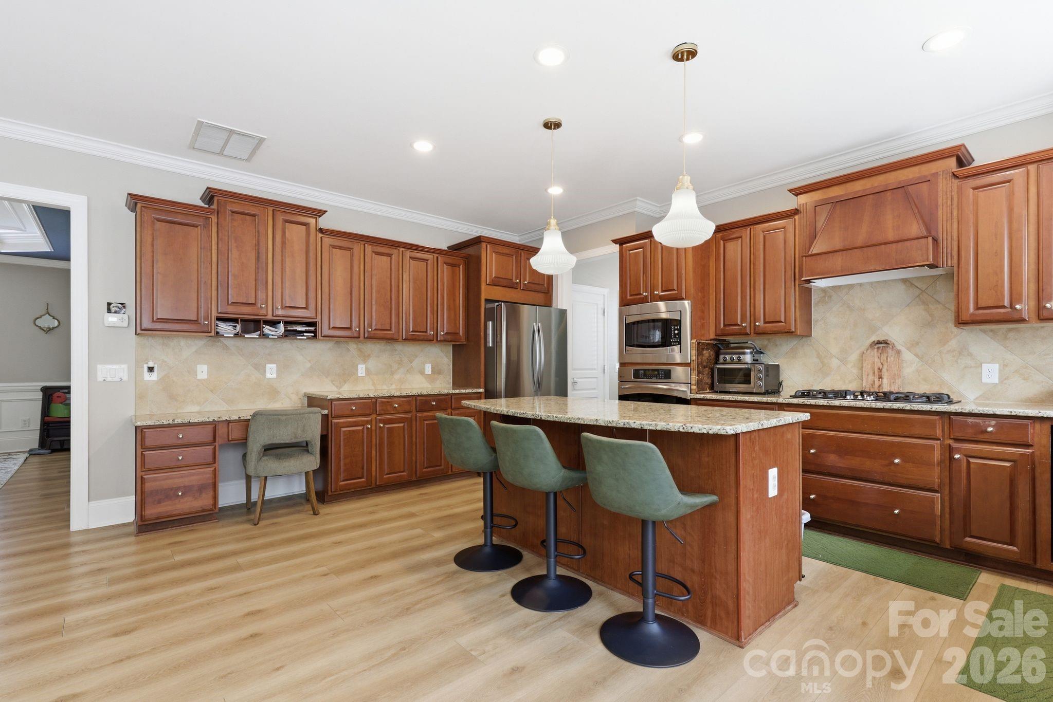 Single Family Residence at 5098 Cressingham Drive, Fort Mill, photo 12 of 48