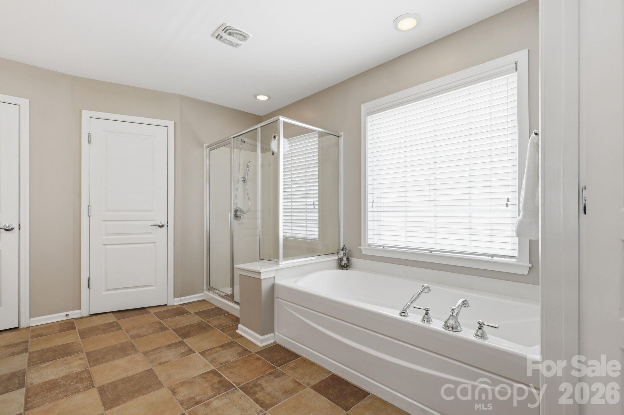 Single Family Residence at 5098 Cressingham Drive, Fort Mill, photo 22 of 48