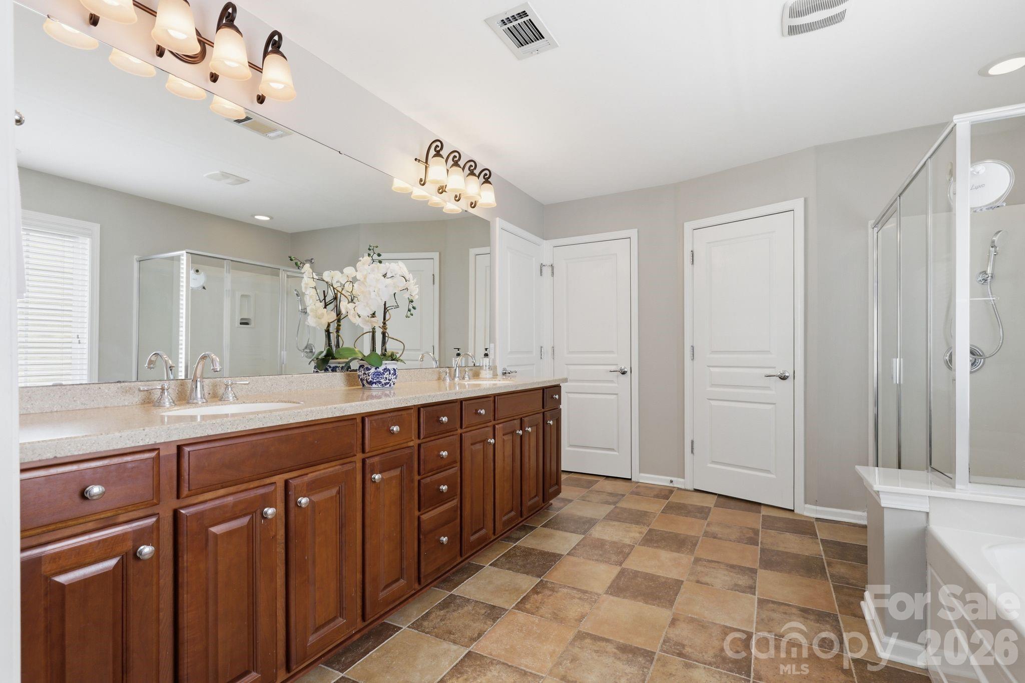 Single Family Residence at 5098 Cressingham Drive, Fort Mill, photo 23 of 48