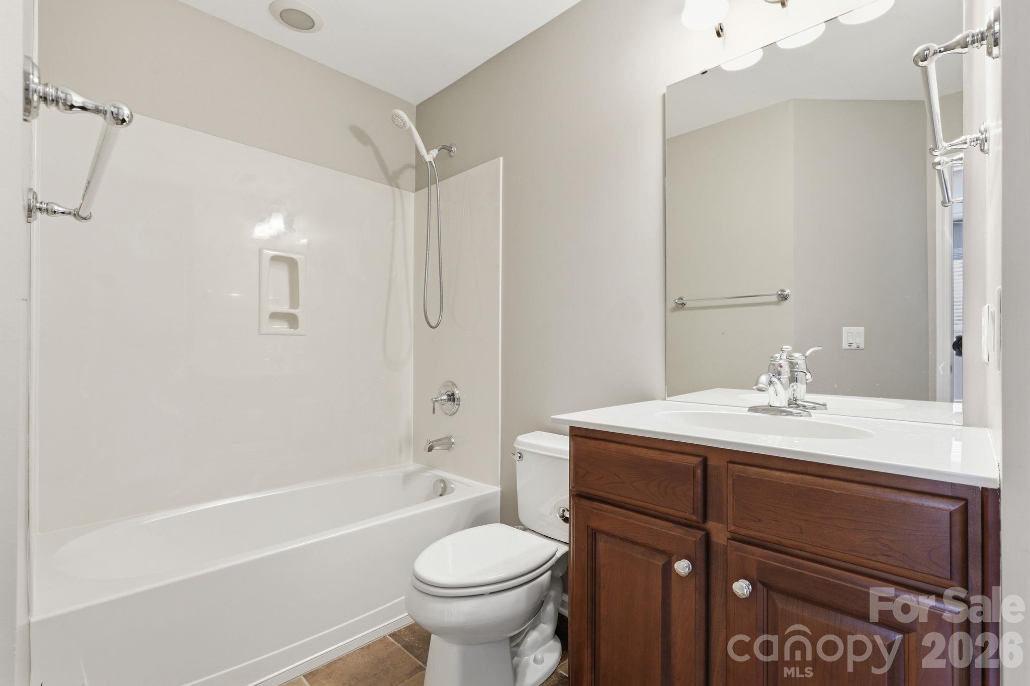 Single Family Residence at 5098 Cressingham Drive, Fort Mill, photo 26 of 48