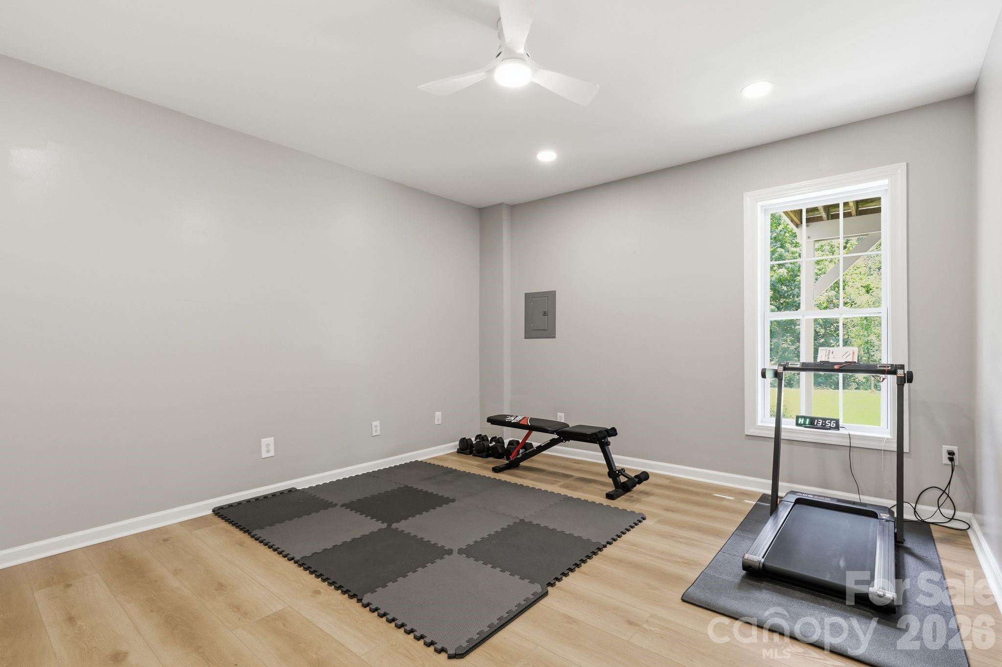 Single Family Residence at 5098 Cressingham Drive, Fort Mill, photo 28 of 48