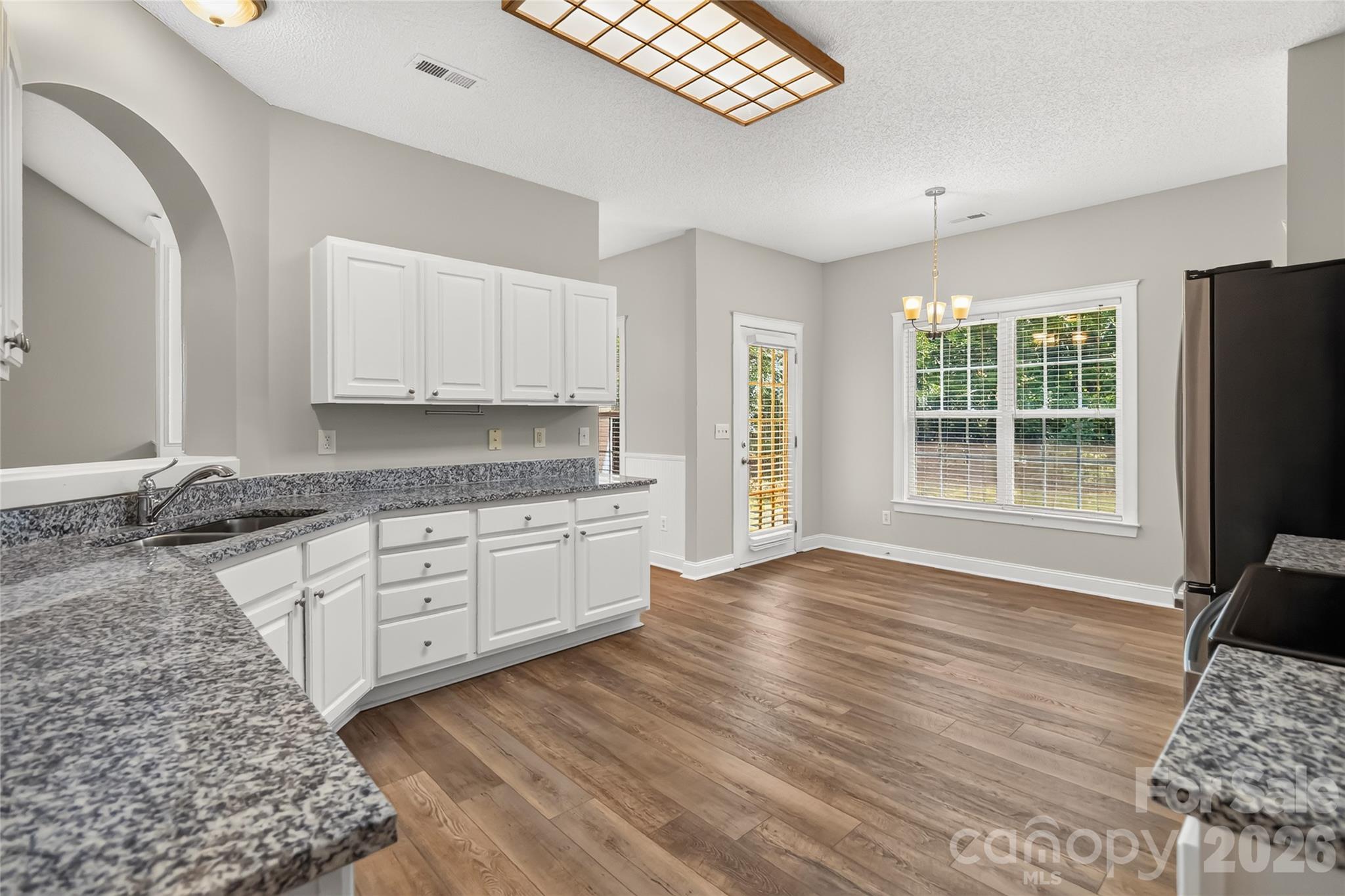Single Family Residence at 13824 Hastings Farm Road, Huntersville, photo 7 of 22