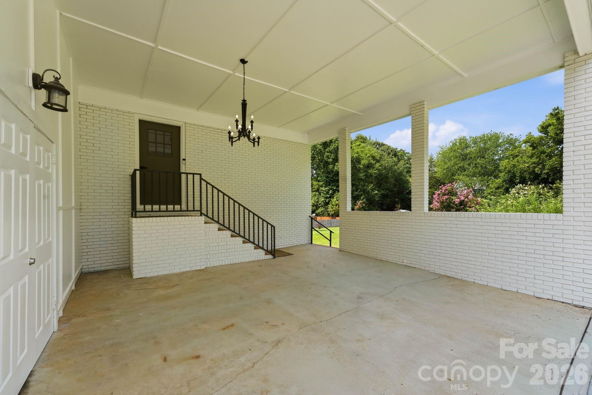 Single Family Residence at 19924 Floral Lane, Cornelius, photo 39 of 47