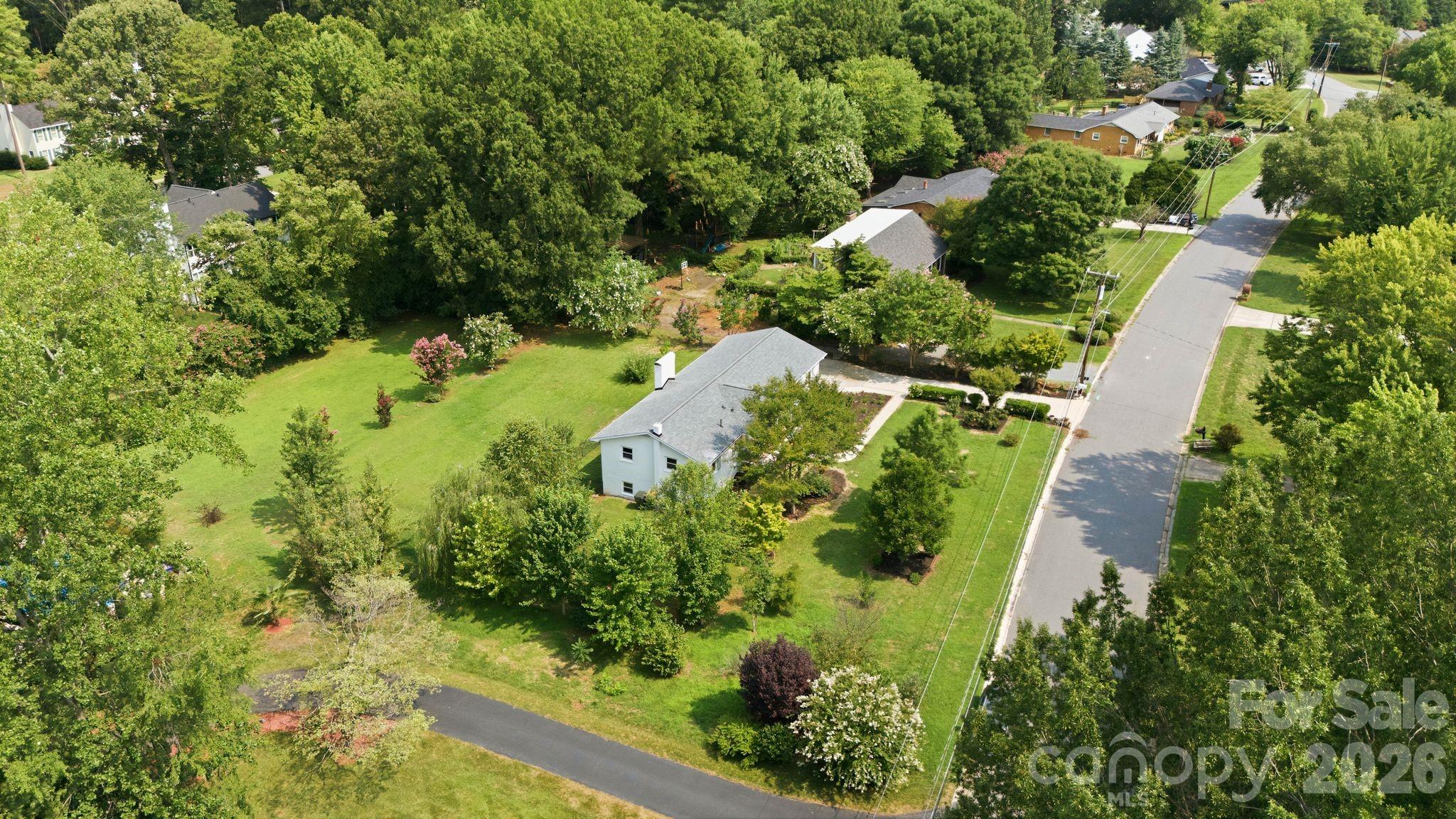 Single Family Residence at 19924 Floral Lane, Cornelius, photo 43 of 47