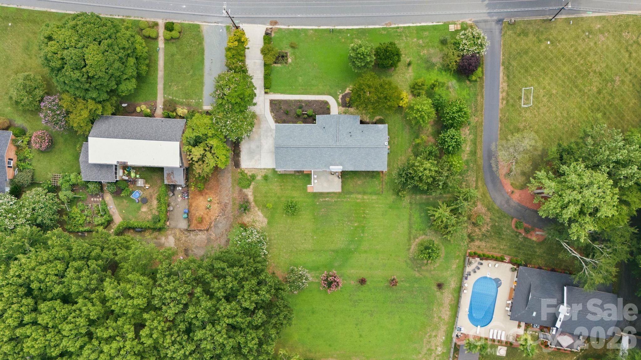 Single Family Residence at 19924 Floral Lane, Cornelius, photo 44 of 47