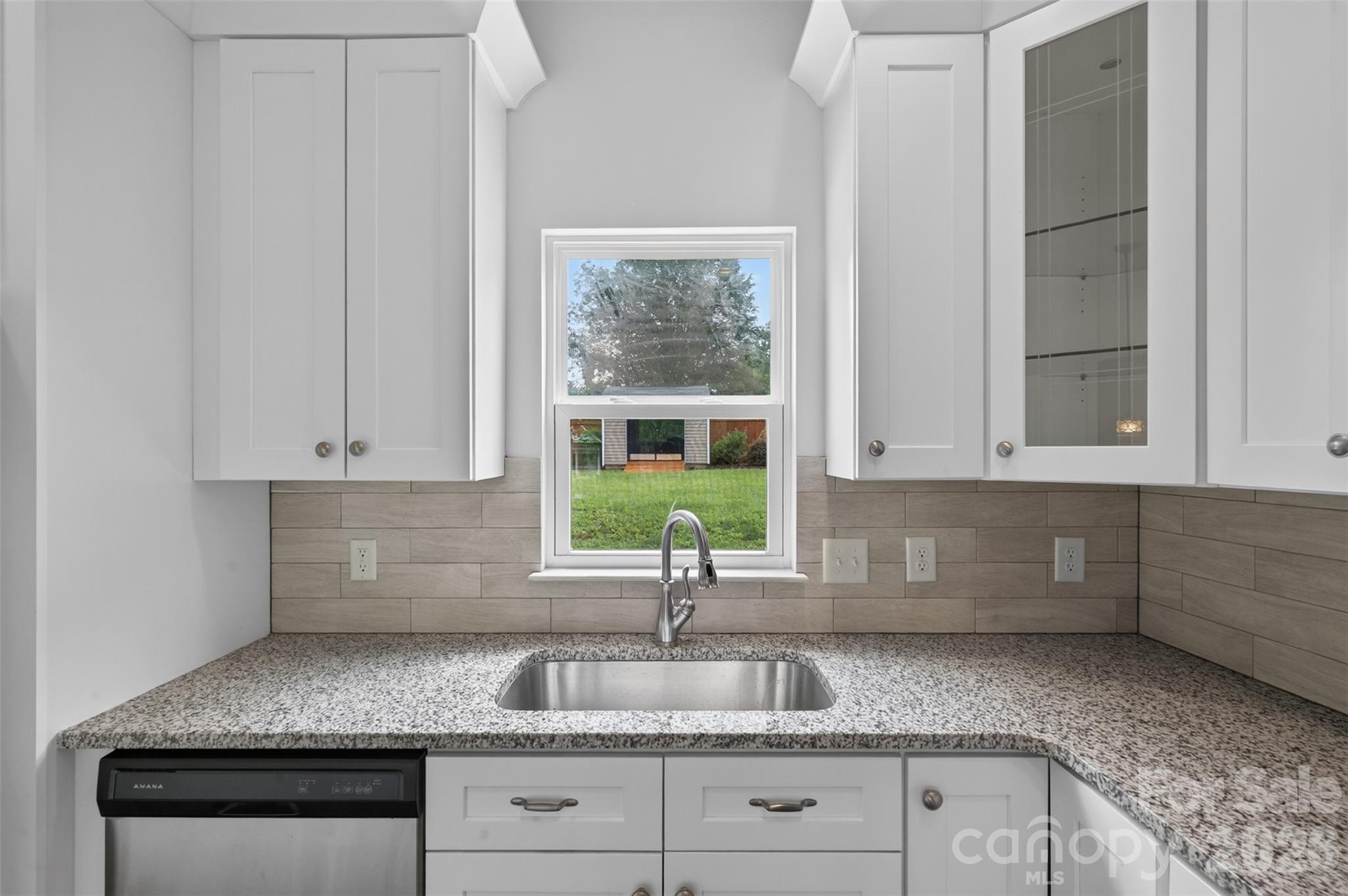 Single Family Residence at 990 Russell Ridge Drive, Catawba, photo 11 of 31