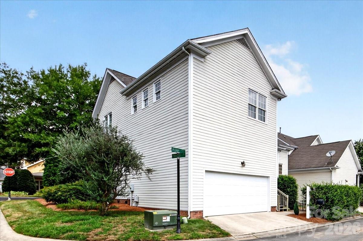 Single Family Residence at 3904 Balsam Street, Indian Trail, photo 32 of 37