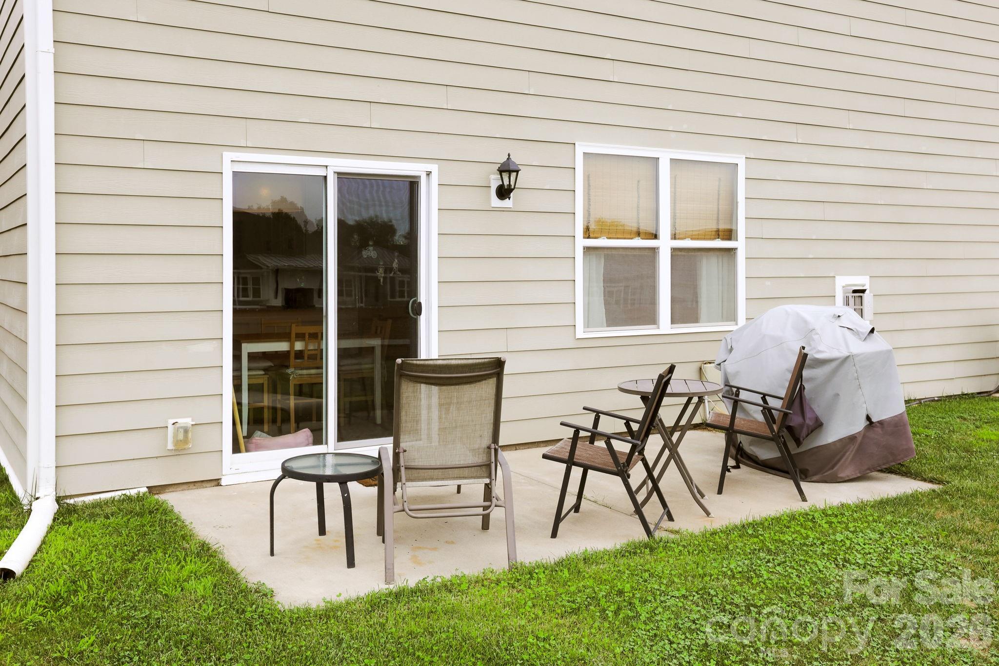 Single Family Residence at 232 Marathon Lane, Candler, photo 6 of 37