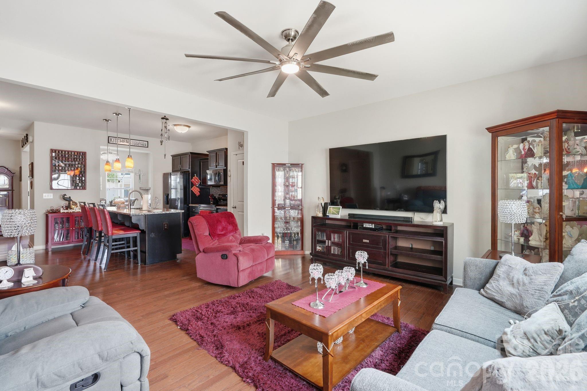 Townhouse at 3921 Bighorn Way, Gastonia, photo 13 of 26