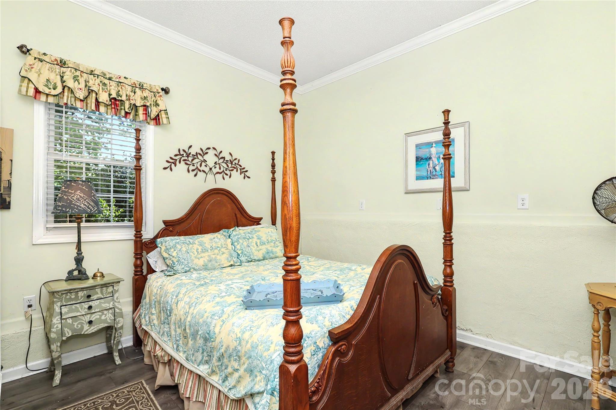 Apartment Bedroom - 612 17th Avenue Drive SE, Hickory