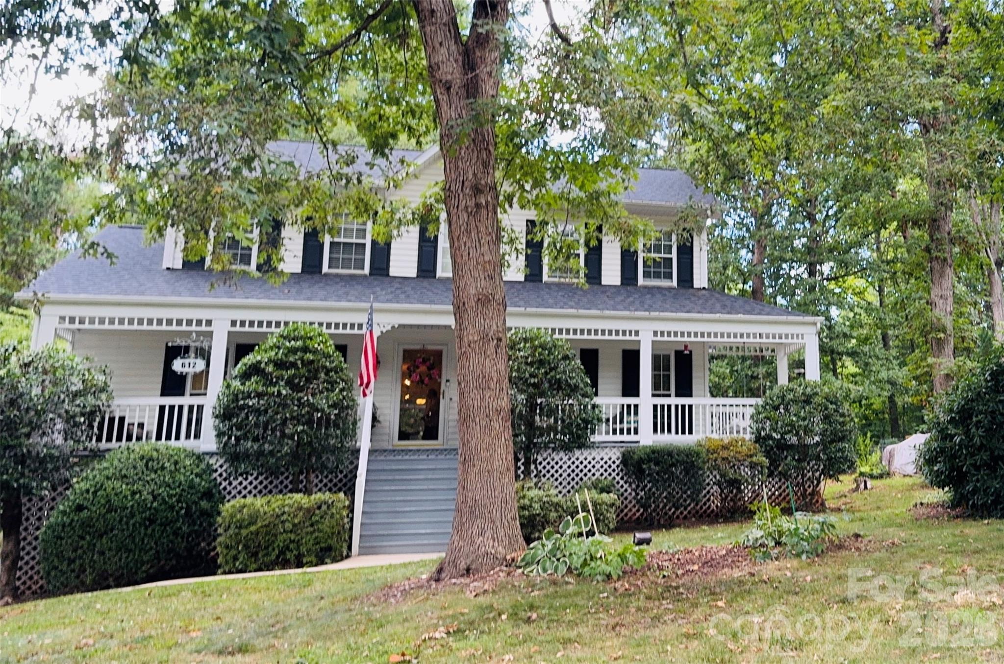 Street View - 612 17th Avenue Drive SE, Hickory