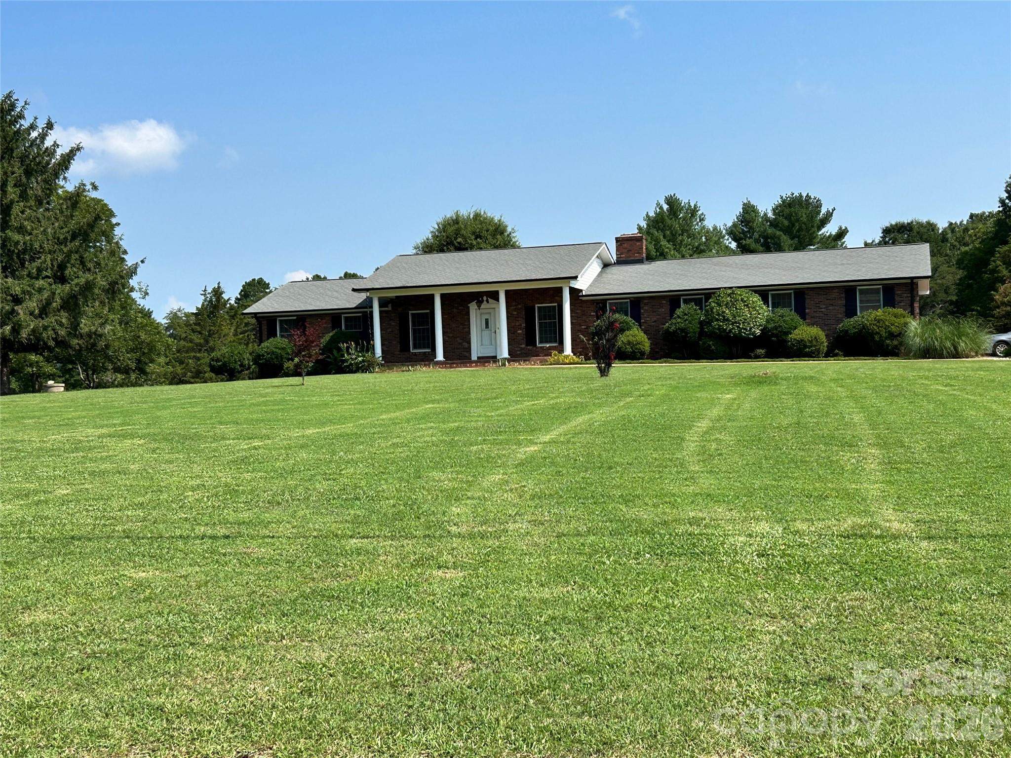 New photo since it rained! - 3040 E Maiden Road, Maiden