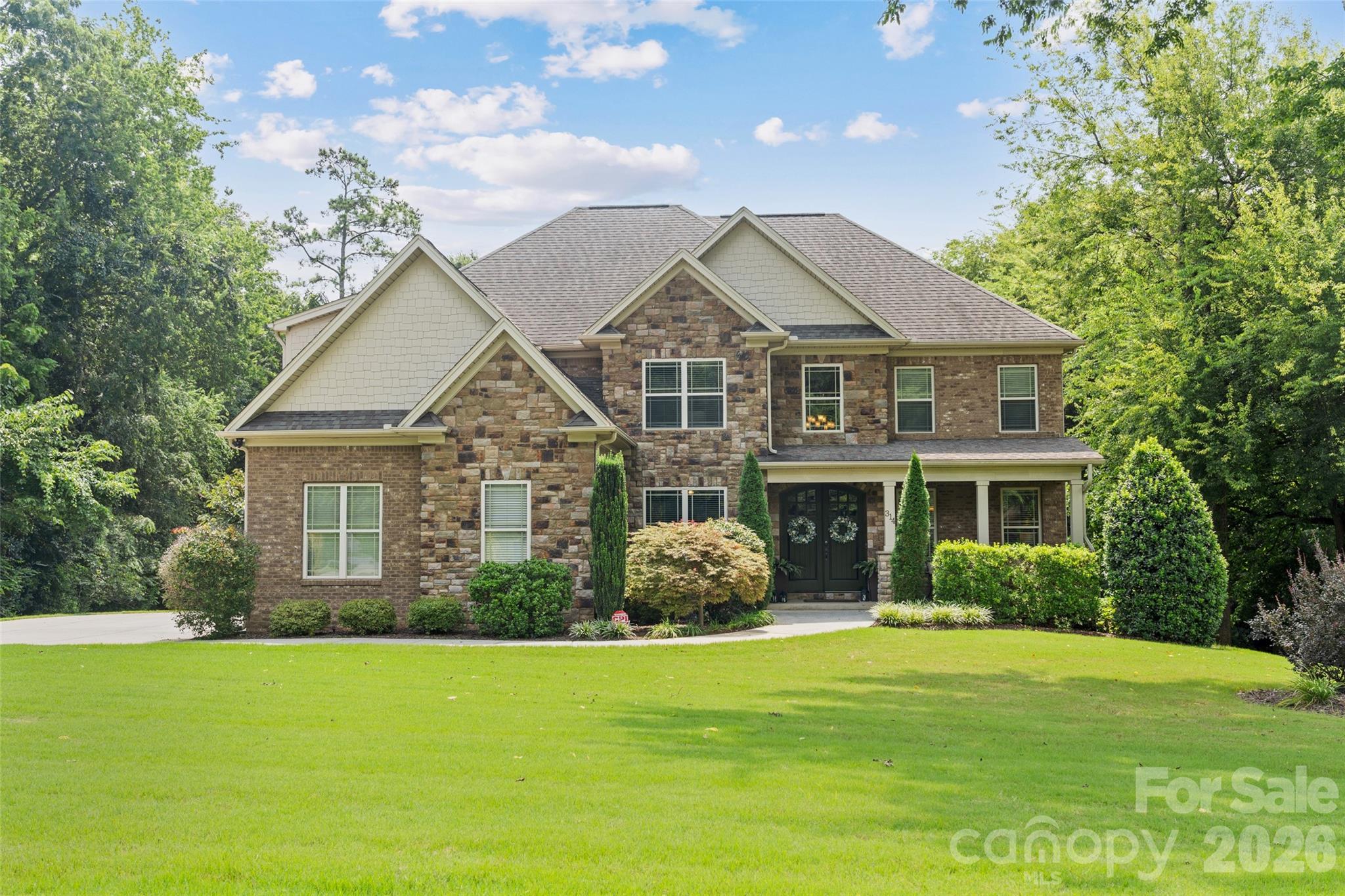Gorgeous Home! - 314 Stone Cliff Lane, Lake Wylie