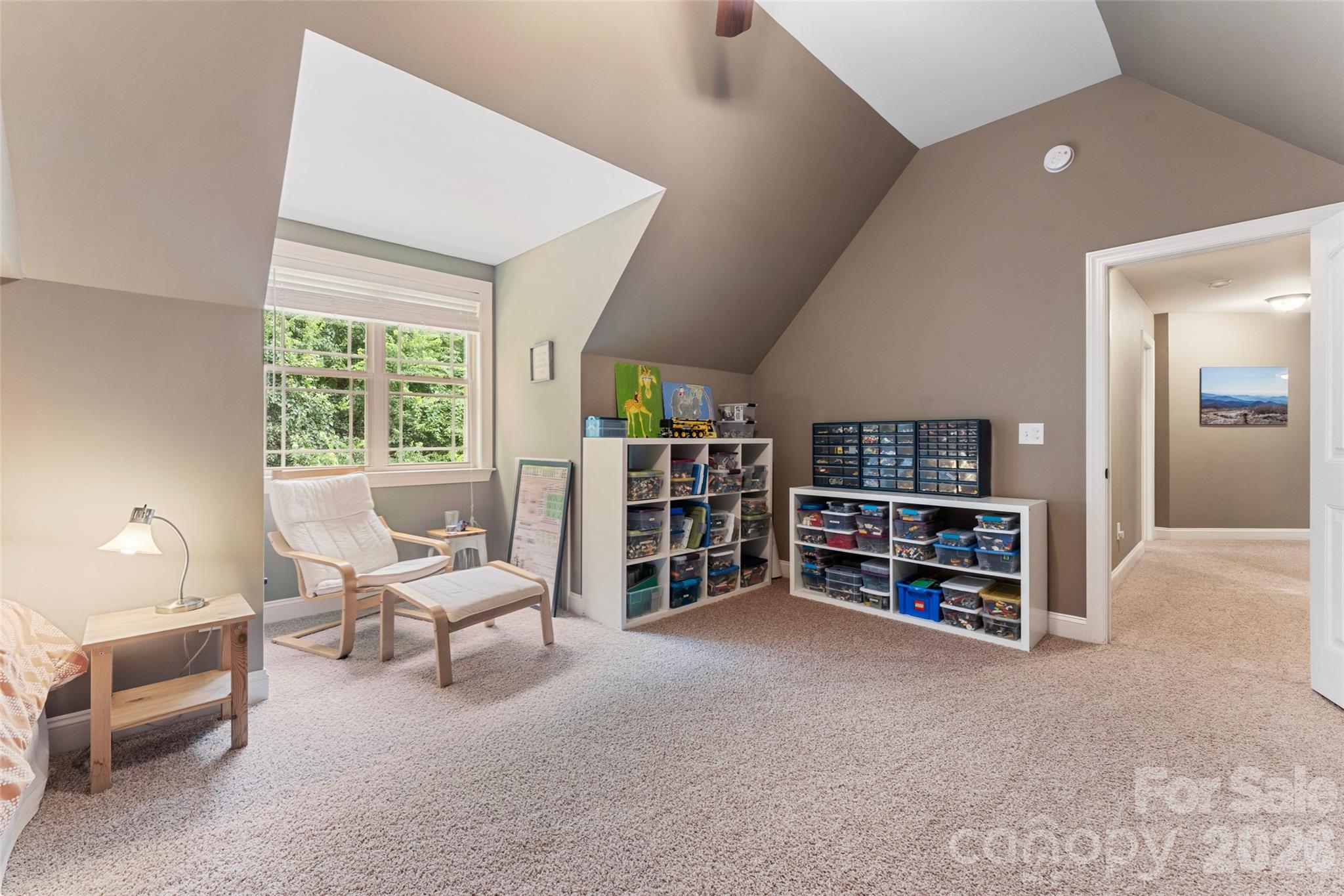 Single Family Residence at 314 Stone Cliff Lane, Lake Wylie, photo 27 of 43