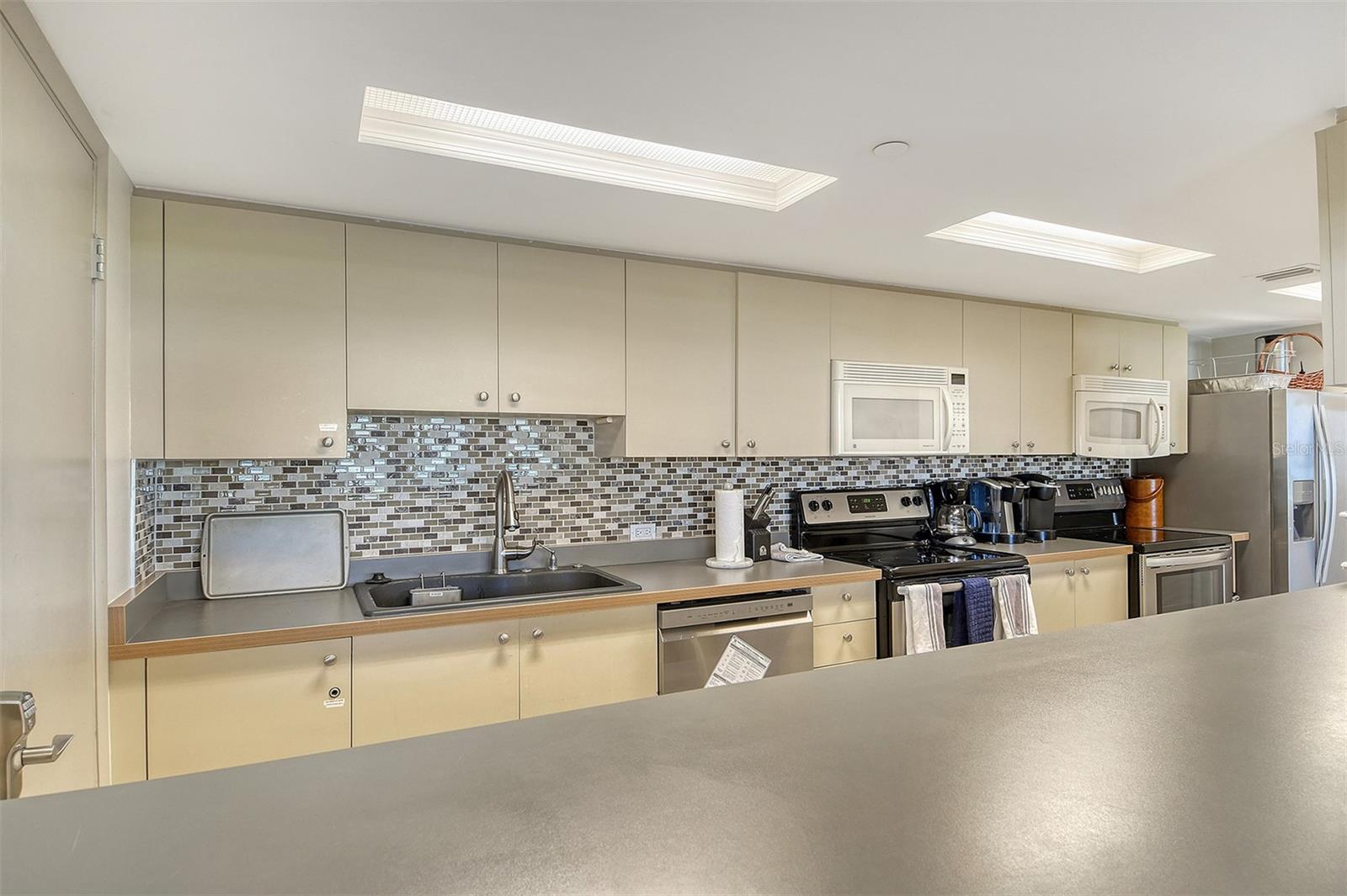 Condominium at 1000 LONGBOAT CLUB RD #403, LONGBOAT KEY, photo 53 of 89