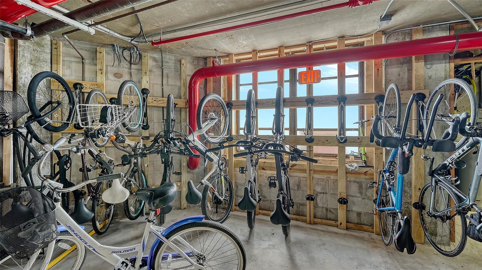 Condominium at 1000 LONGBOAT CLUB RD #403, LONGBOAT KEY, photo 61 of 89