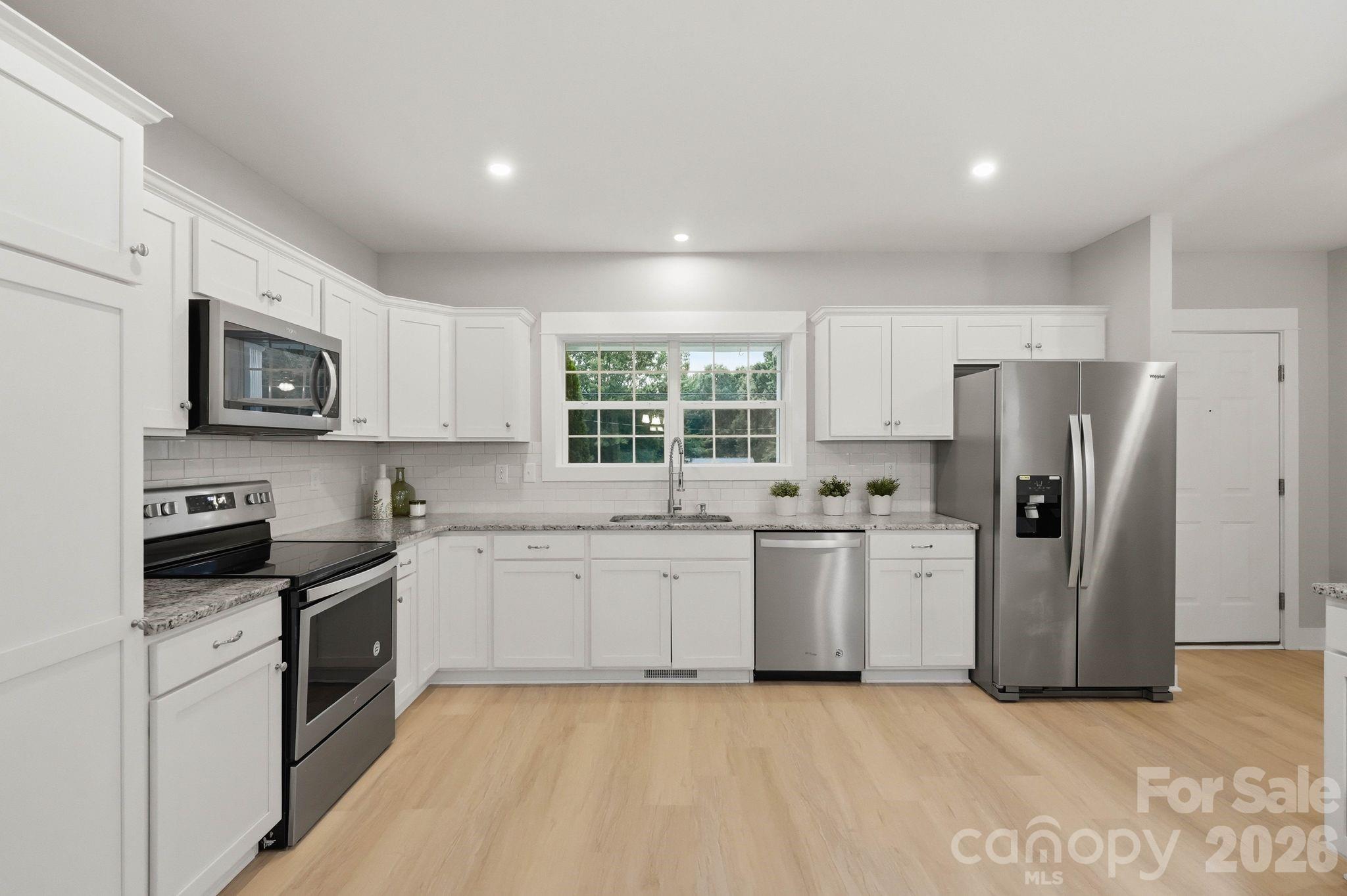 Single Family Residence at 4888 Slanting Bridge Road, Sherrills Ford, photo 9 of 25