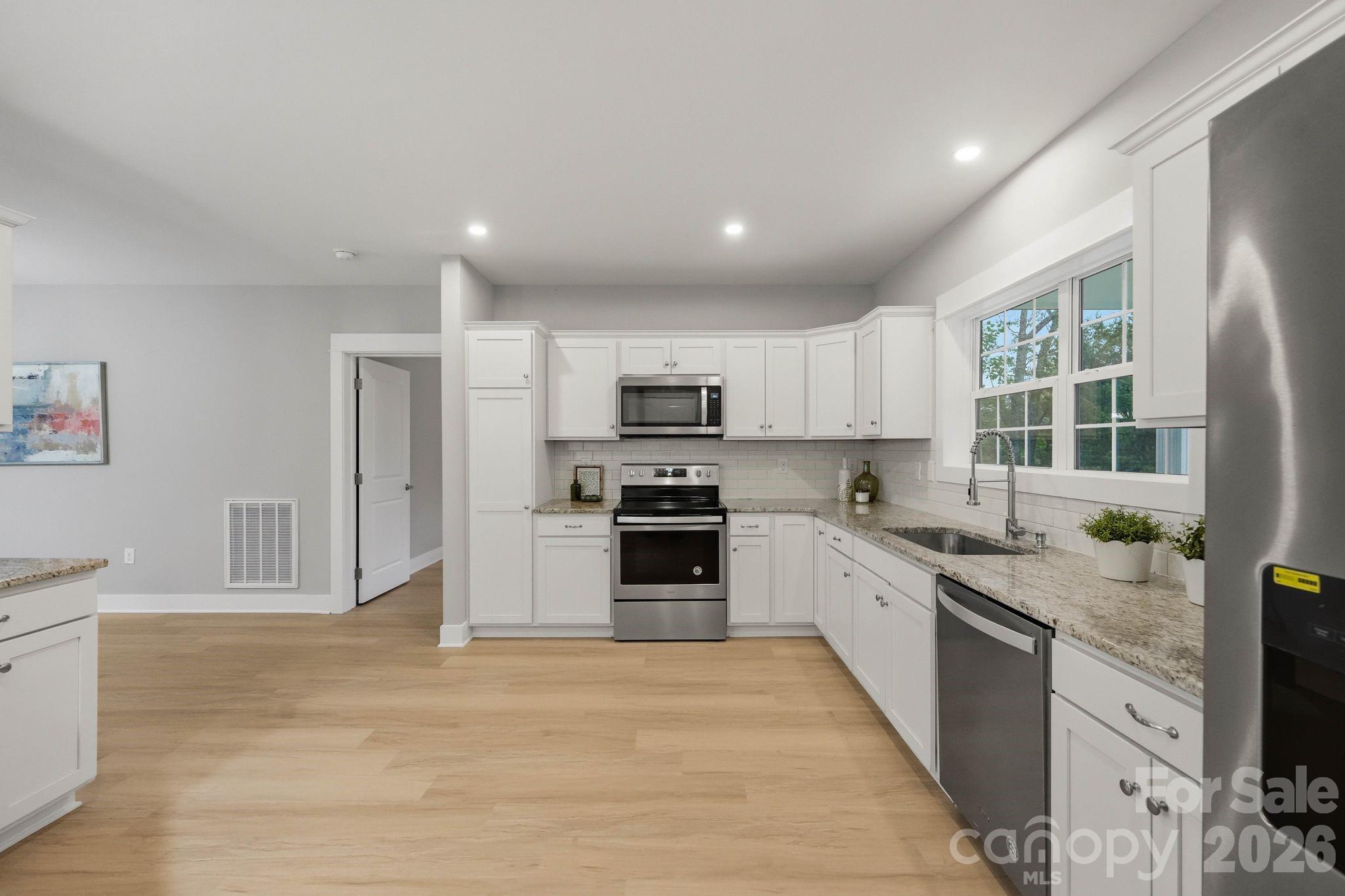 Single Family Residence at 4888 Slanting Bridge Road, Sherrills Ford, photo 12 of 25