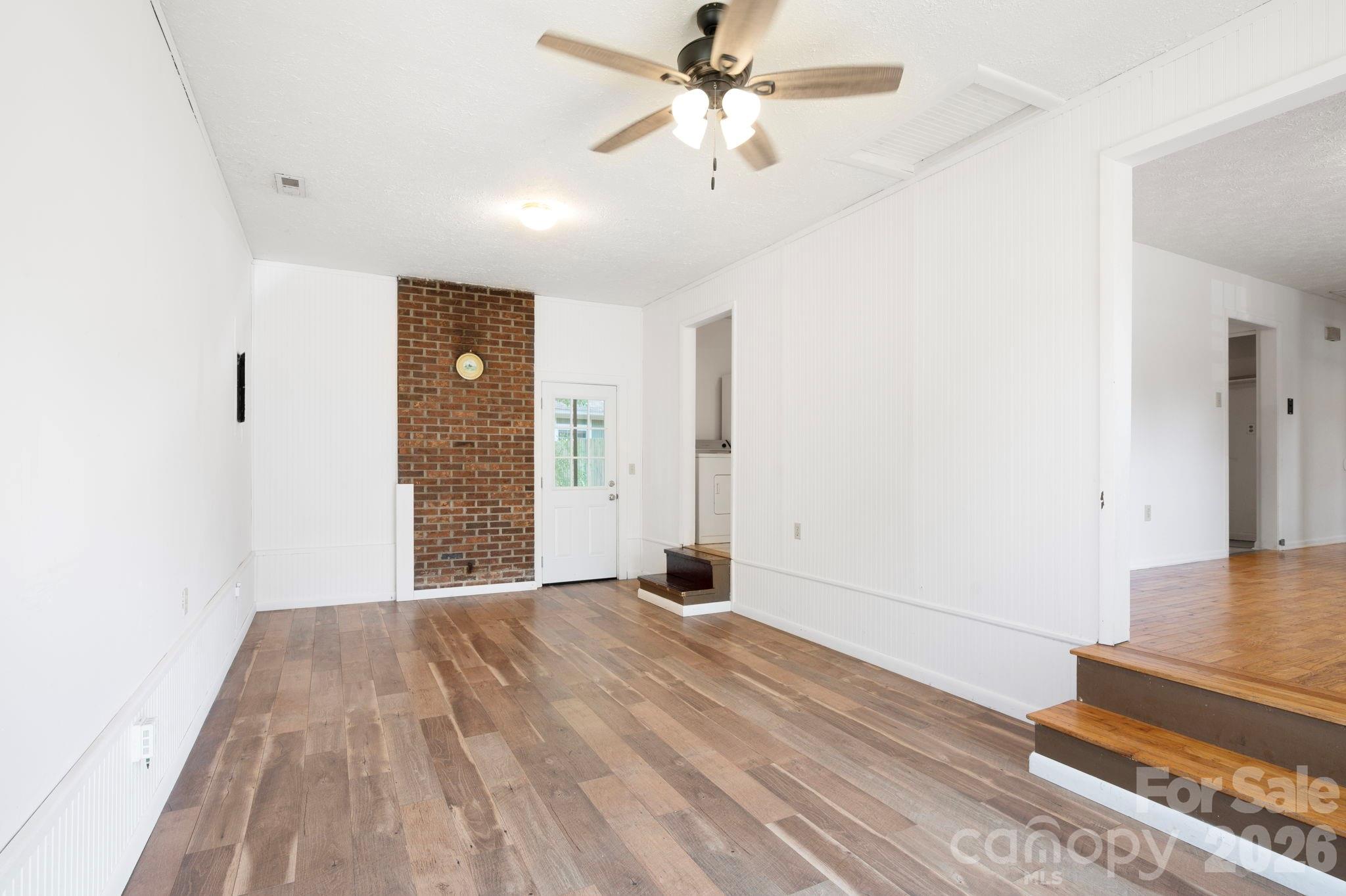 Single Family Residence at 400 Hiawassee Avenue, Black Mountain, photo 8 of 24