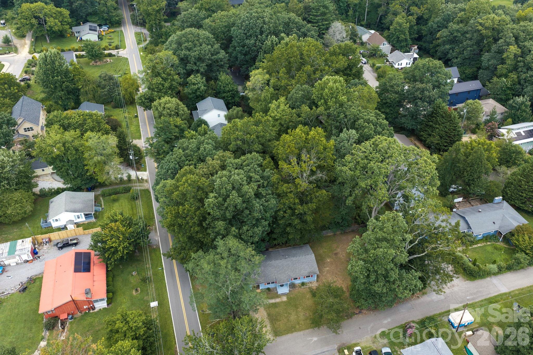 Single Family Residence at 400 Hiawassee Avenue, Black Mountain, photo 24 of 24