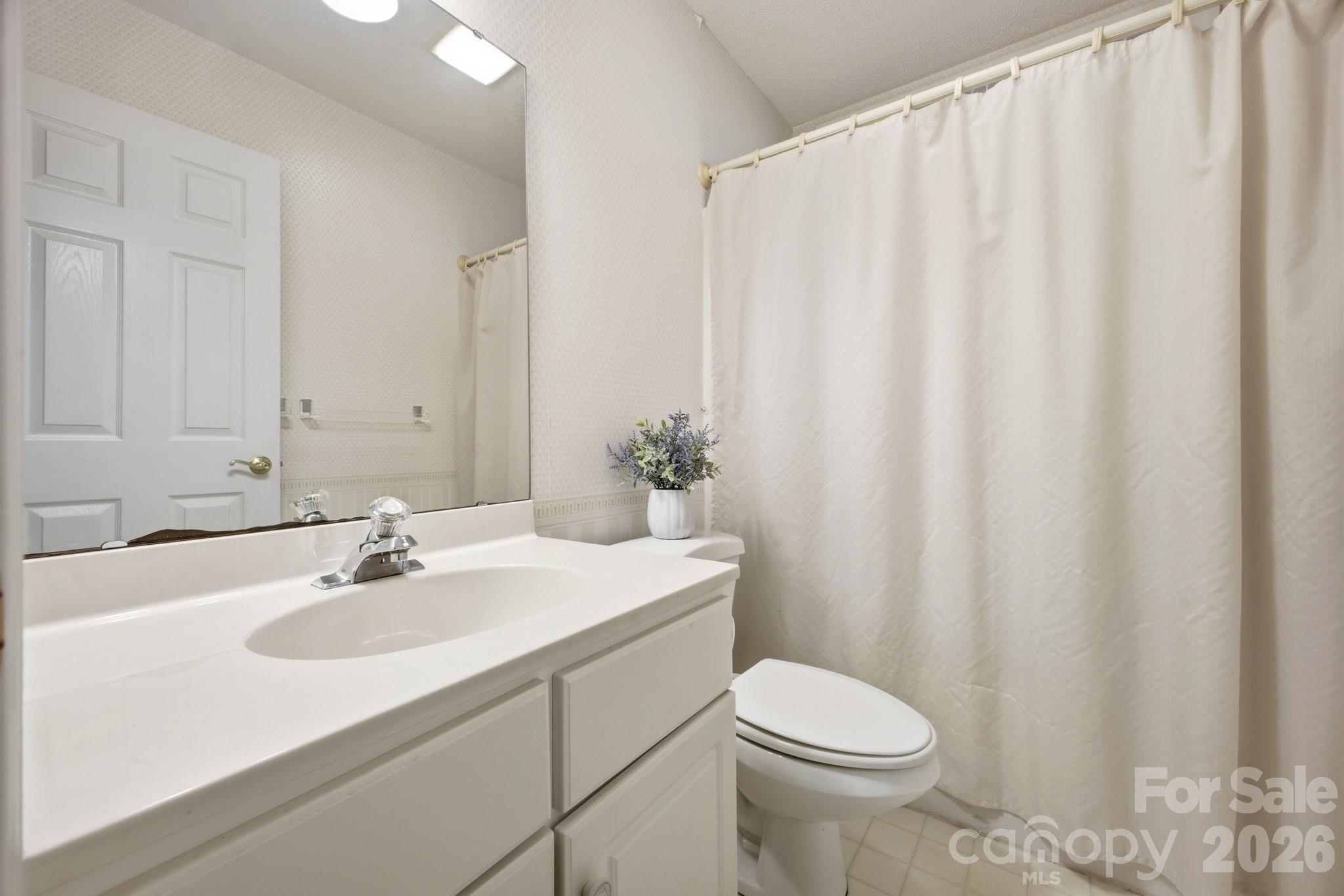 Main Floor Hall Bath - 1870 Riverview Court, Hendersonville