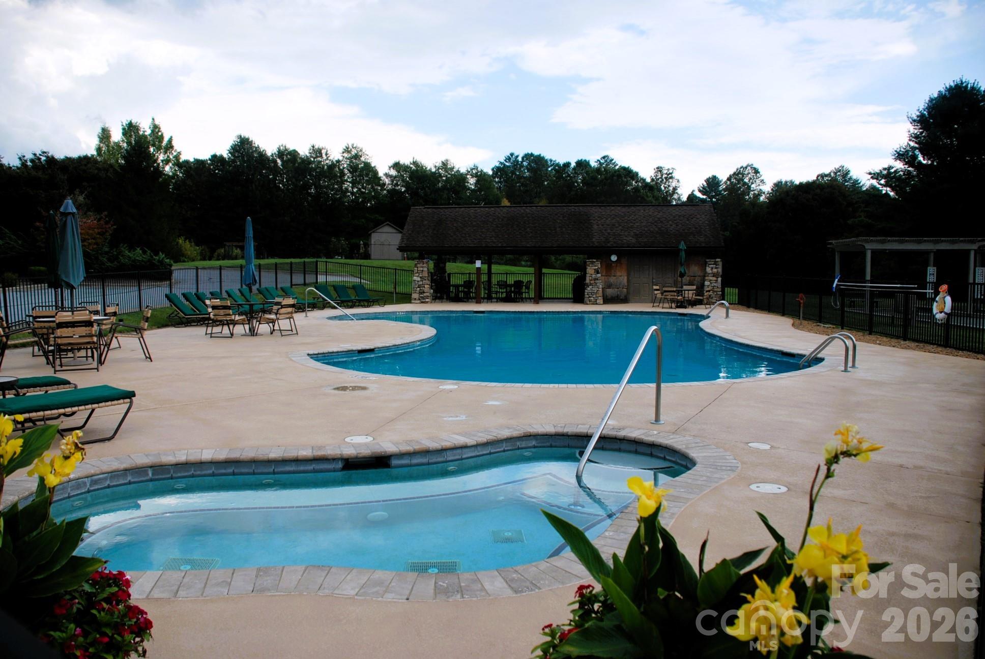 Single Family Residence at 1870 Riverview Court, Hendersonville, photo 47 of 48