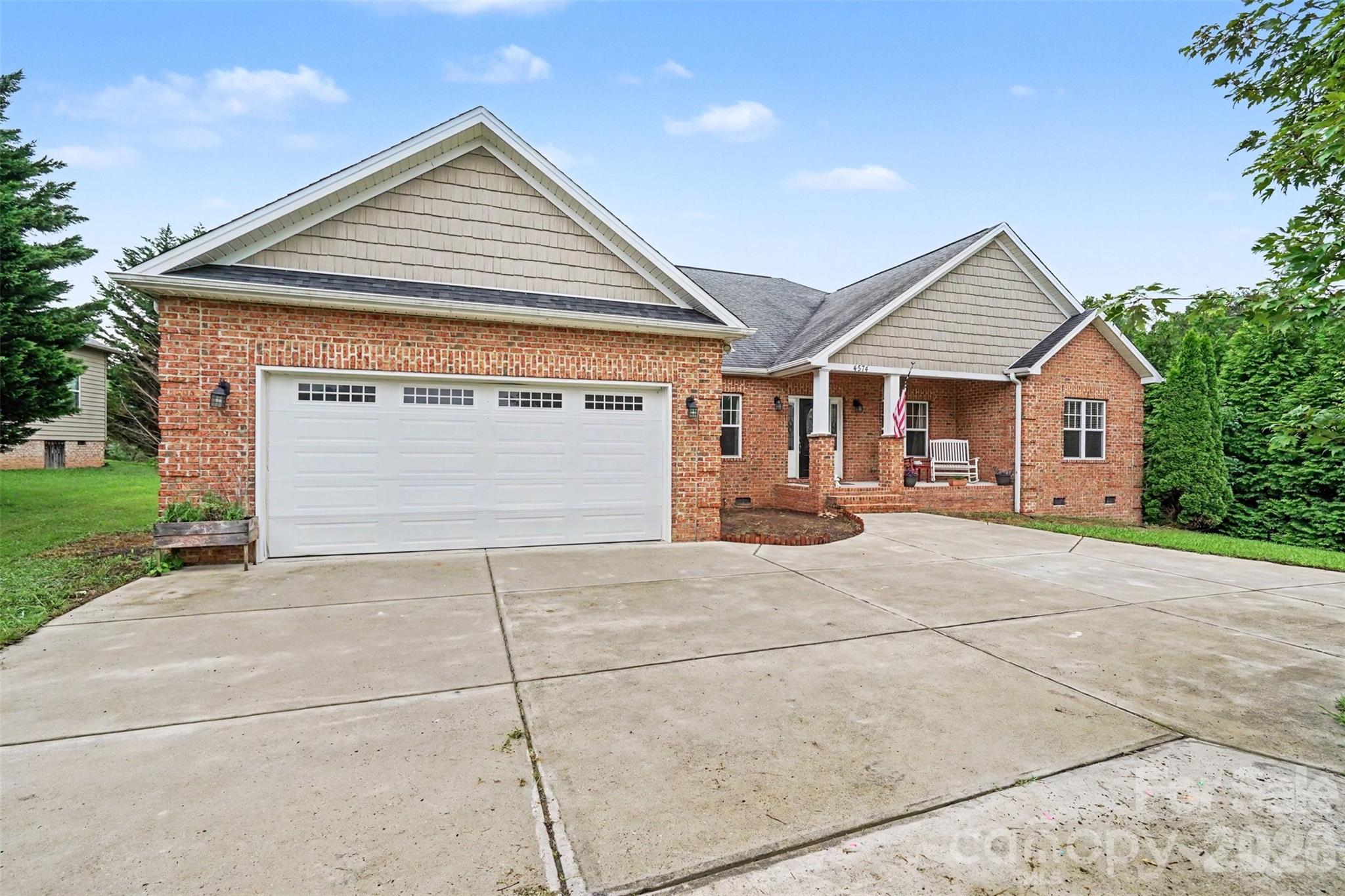 Front view - 4574 Hunter Rhyne Road, Lincolnton