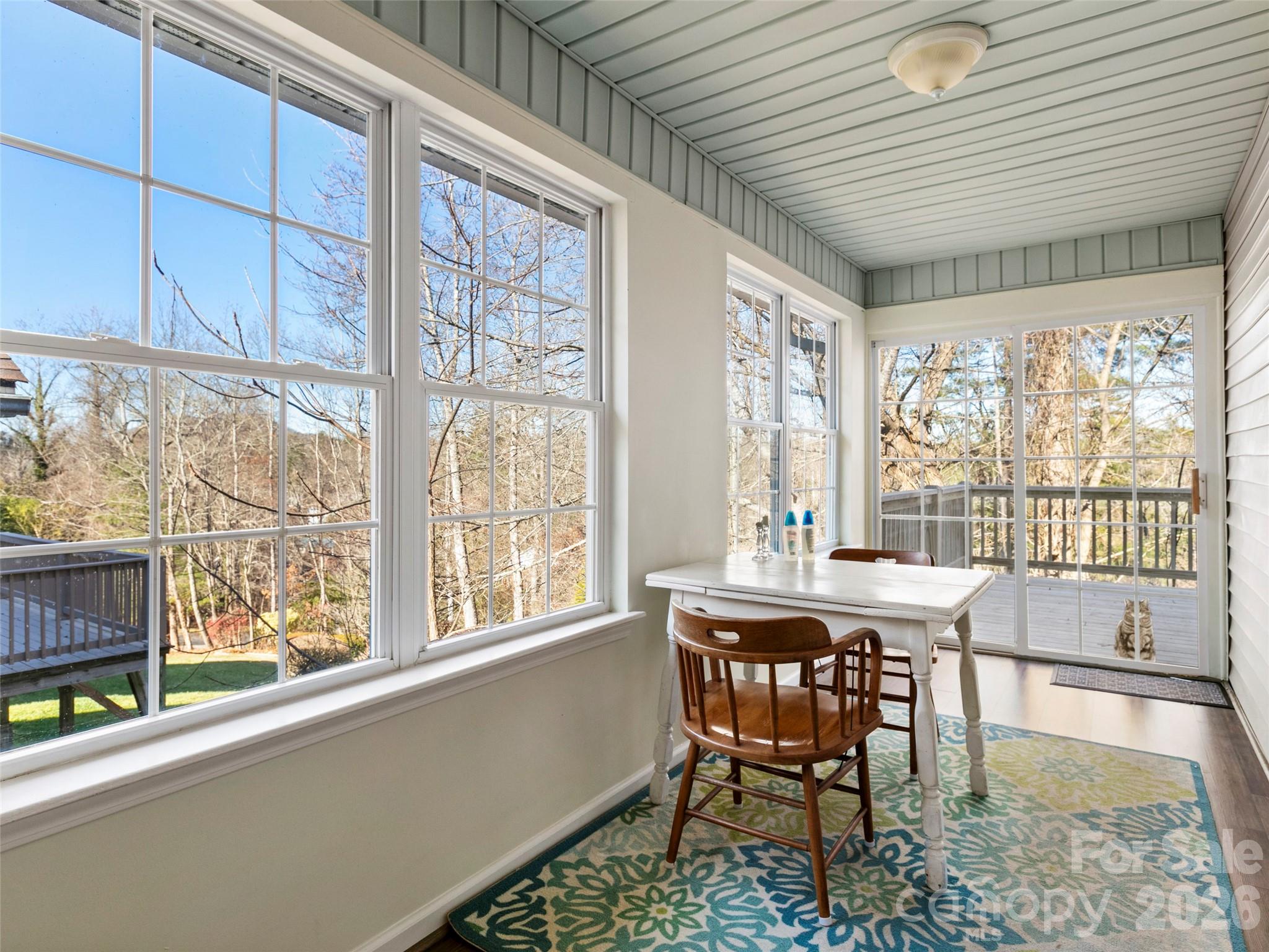 Single Family Residence at 305 Ewarts Hill Road, Hendersonville, photo 10 of 35
