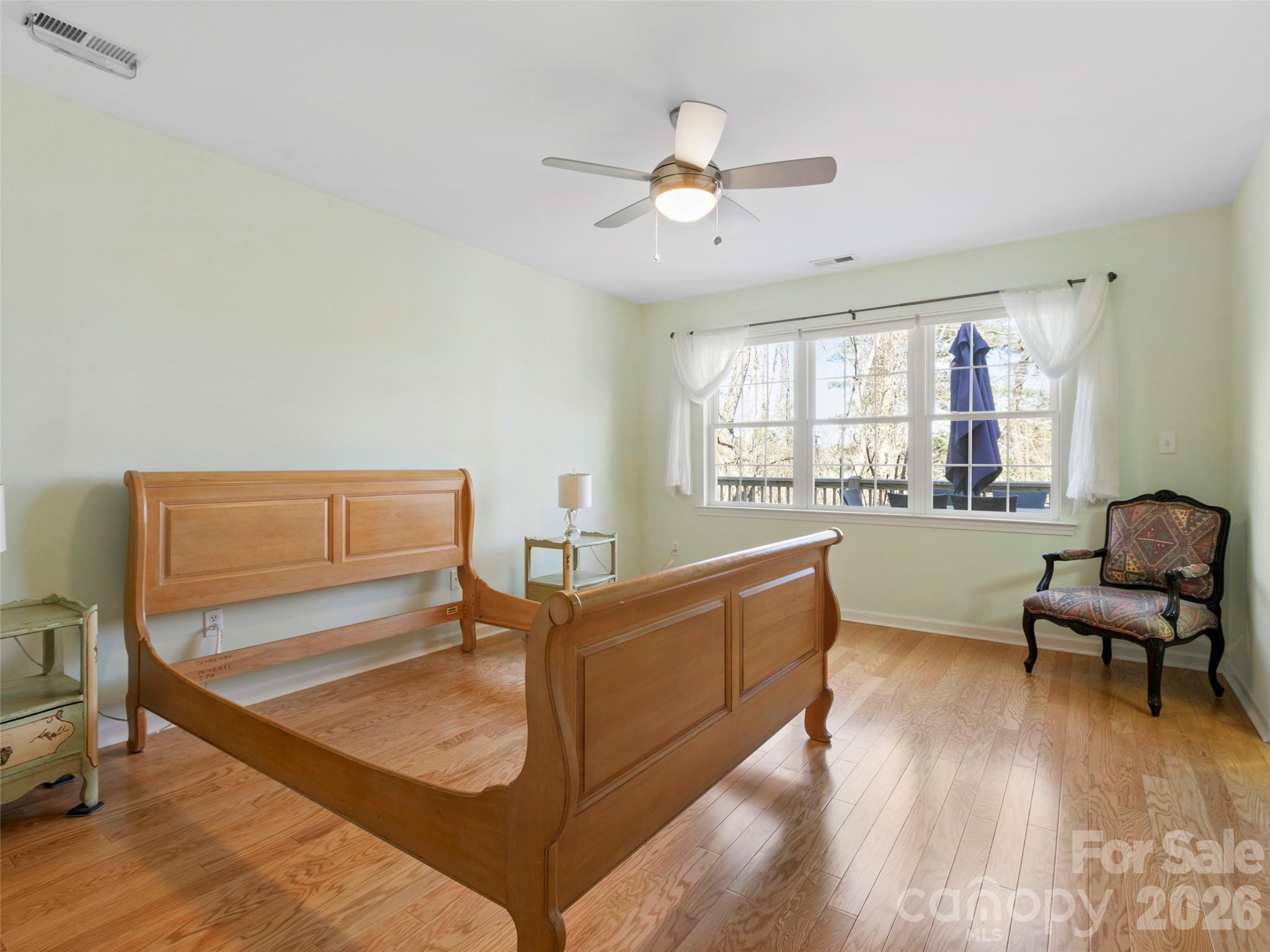 Single Family Residence at 305 Ewarts Hill Road, Hendersonville, photo 12 of 35