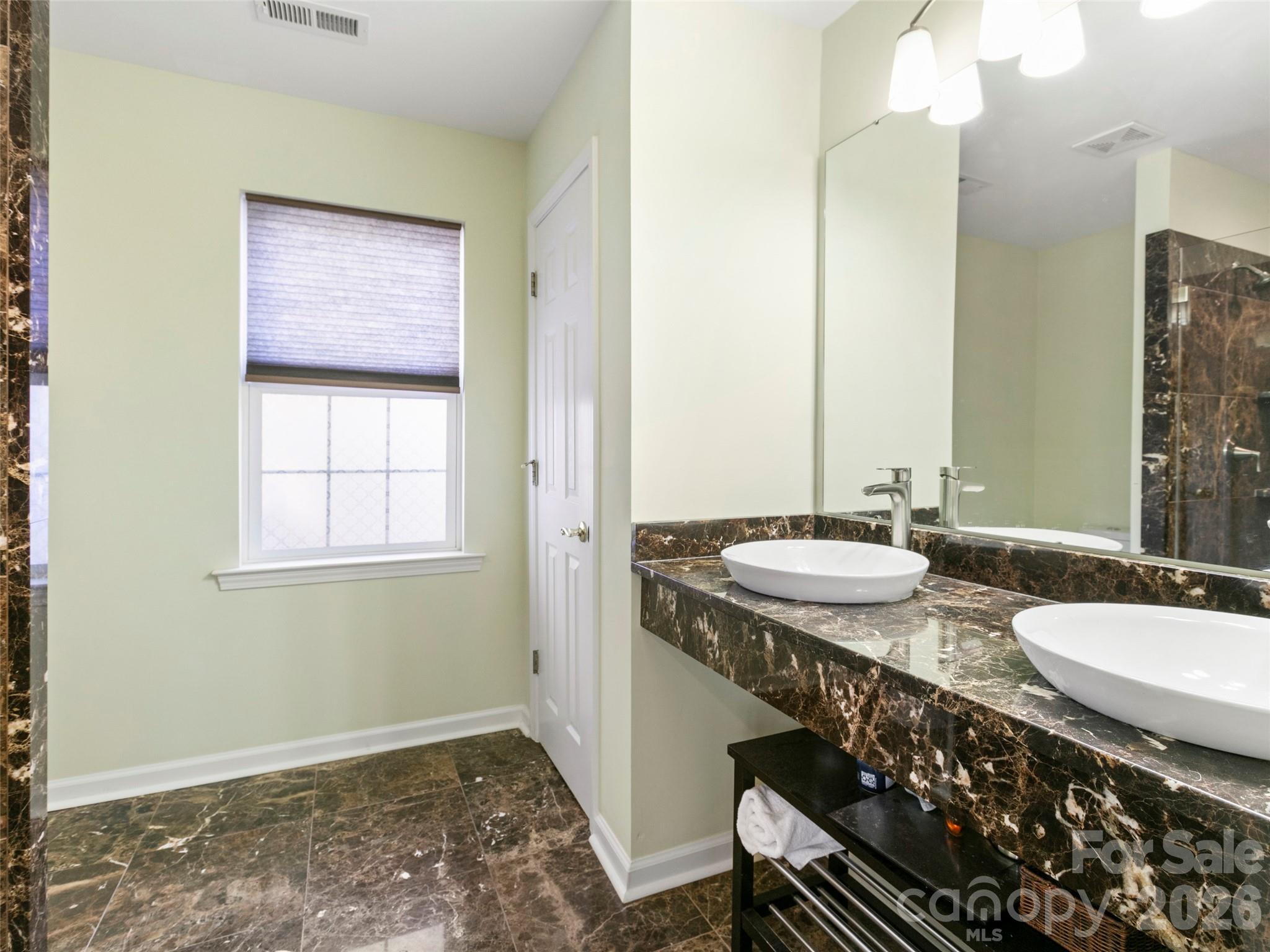Single Family Residence at 305 Ewarts Hill Road, Hendersonville, photo 14 of 35