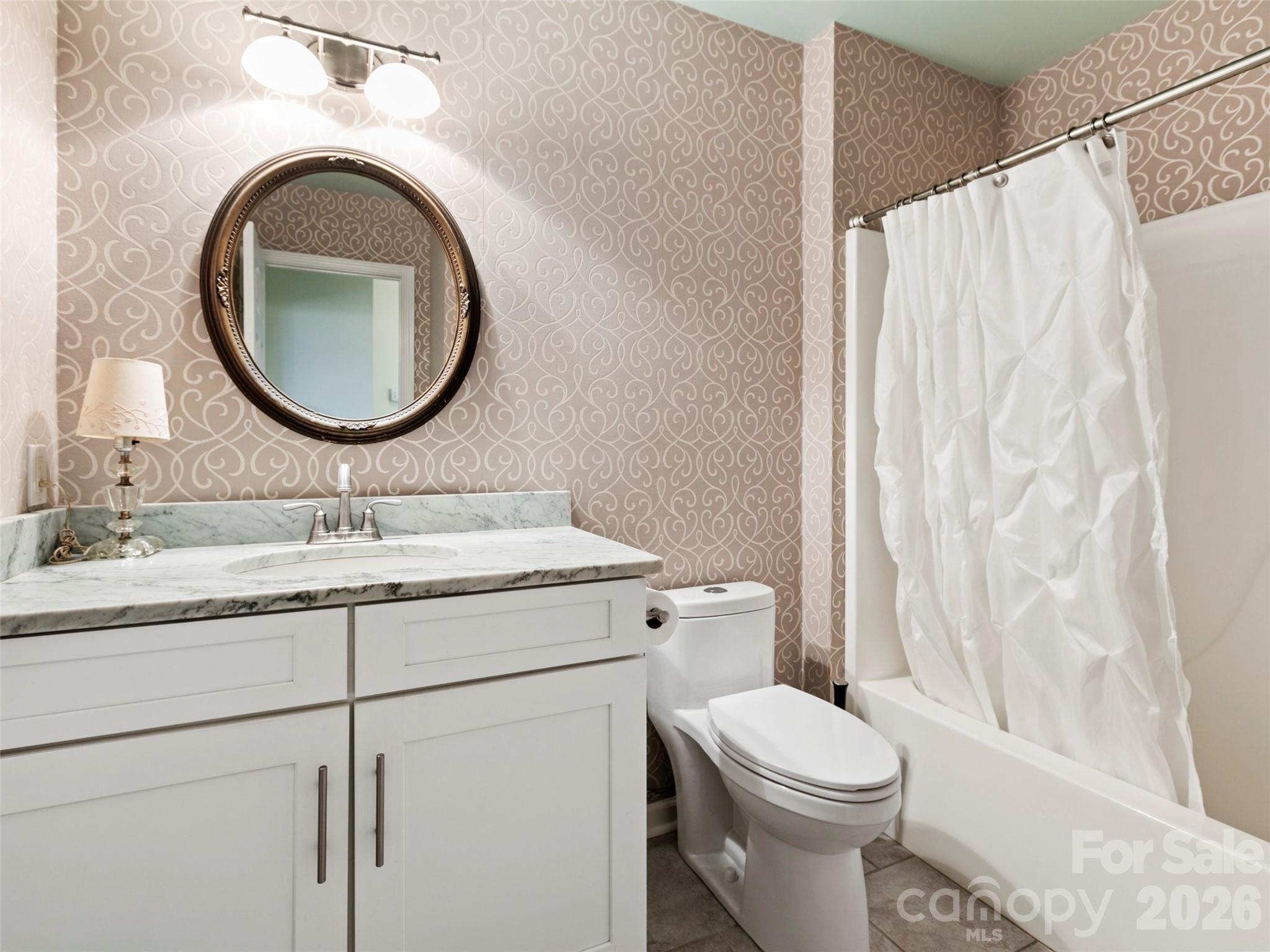 Single Family Residence at 305 Ewarts Hill Road, Hendersonville, photo 18 of 35