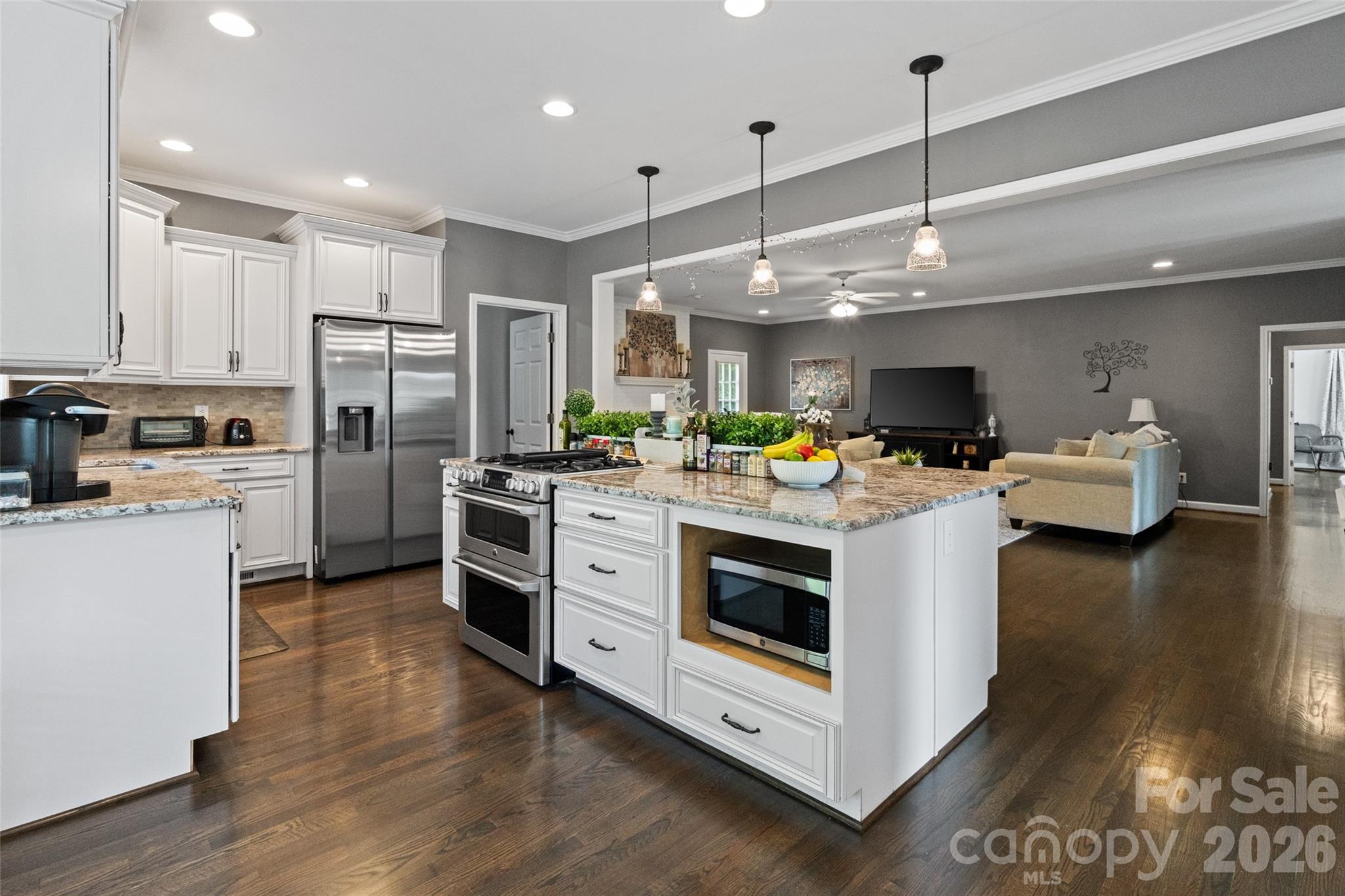Single Family Residence at 2018 Olde Oxford Court, Rock Hill, photo 17 of 38