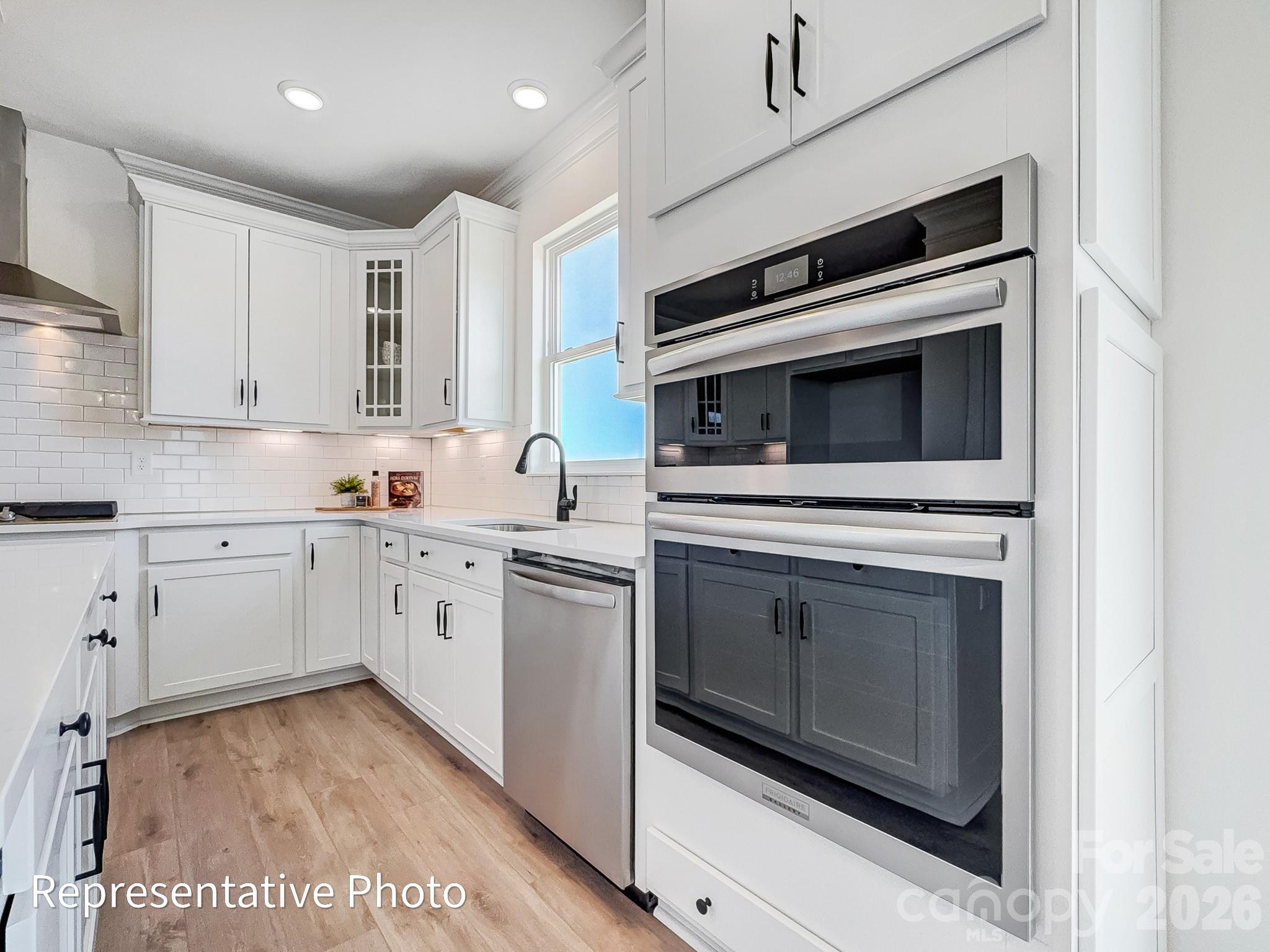 Single Family Residence at 2529 Ashton Park Lane, Monroe, photo 10 of 26