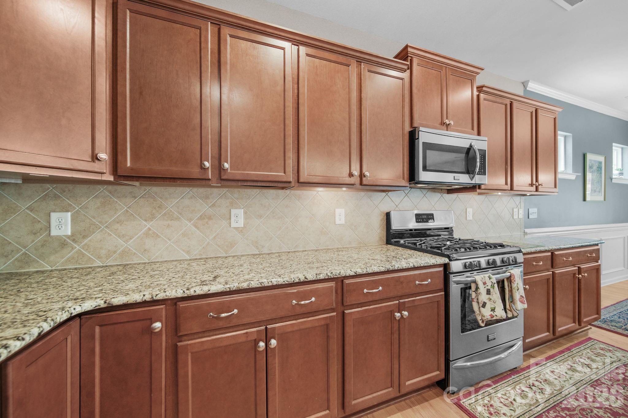 Single Family Residence at 4286 Perth Road, Fort Mill, photo 7 of 38