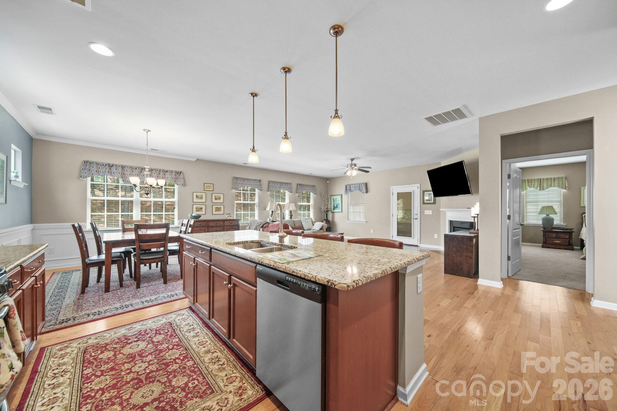 Single Family Residence at 4286 Perth Road, Fort Mill, photo 8 of 38
