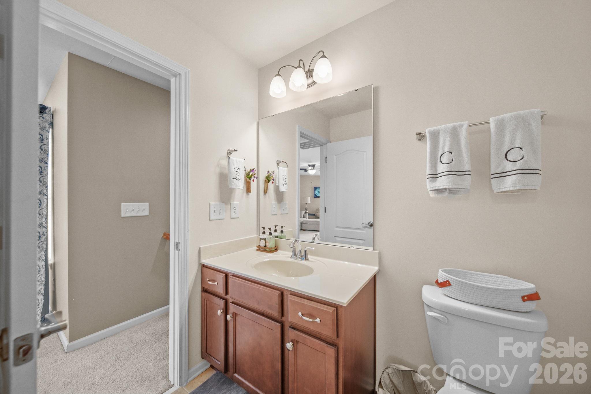 Upstairs full bathroom - 4286 Perth Road, Fort Mill