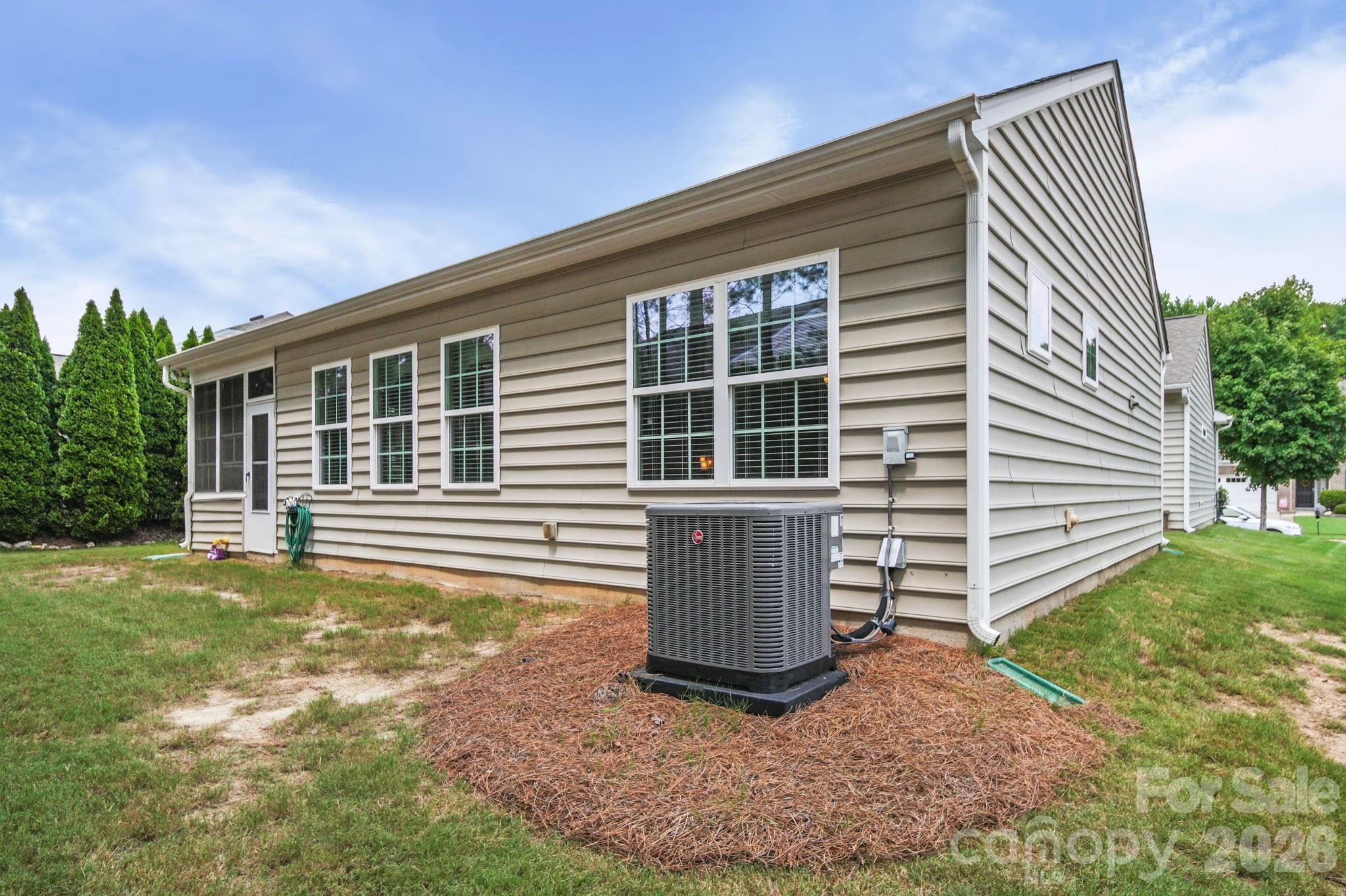 Single Family Residence at 4286 Perth Road, Fort Mill, photo 36 of 38
