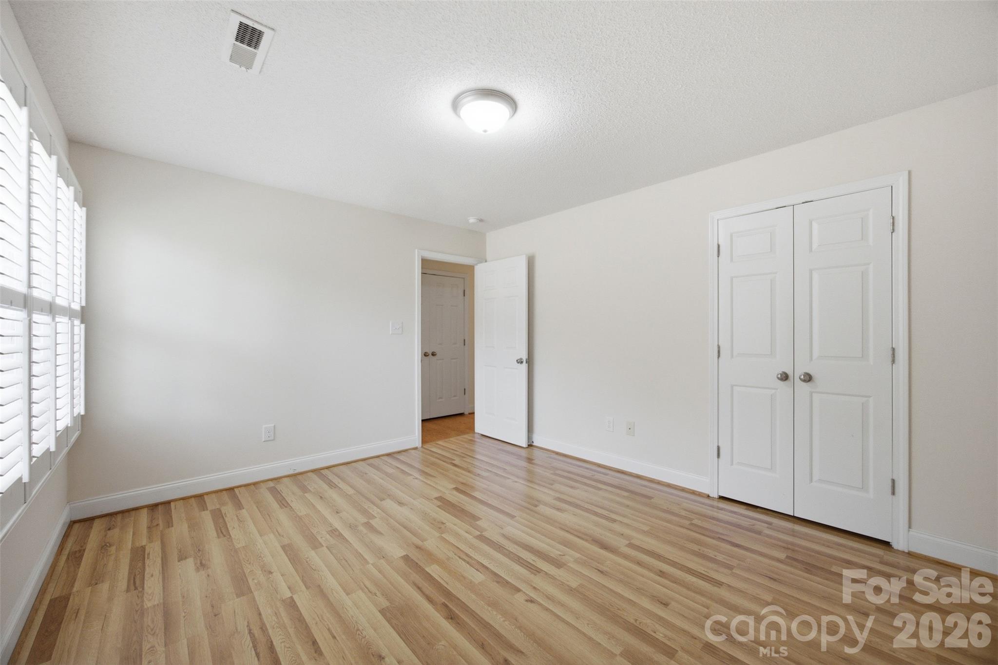 Single Family Residence at 125 Shady Bluff Drive, Gastonia, photo 25 of 37
