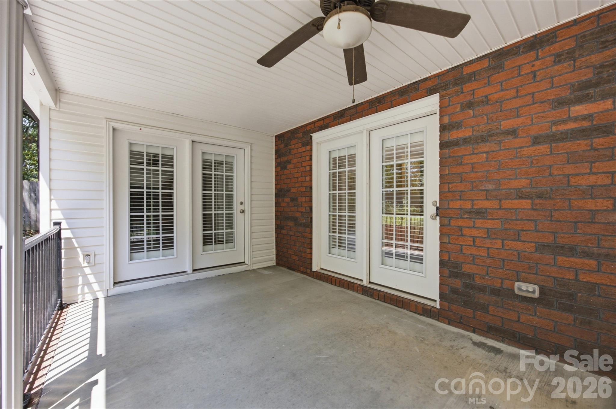 Single Family Residence at 125 Shady Bluff Drive, Gastonia, photo 26 of 37