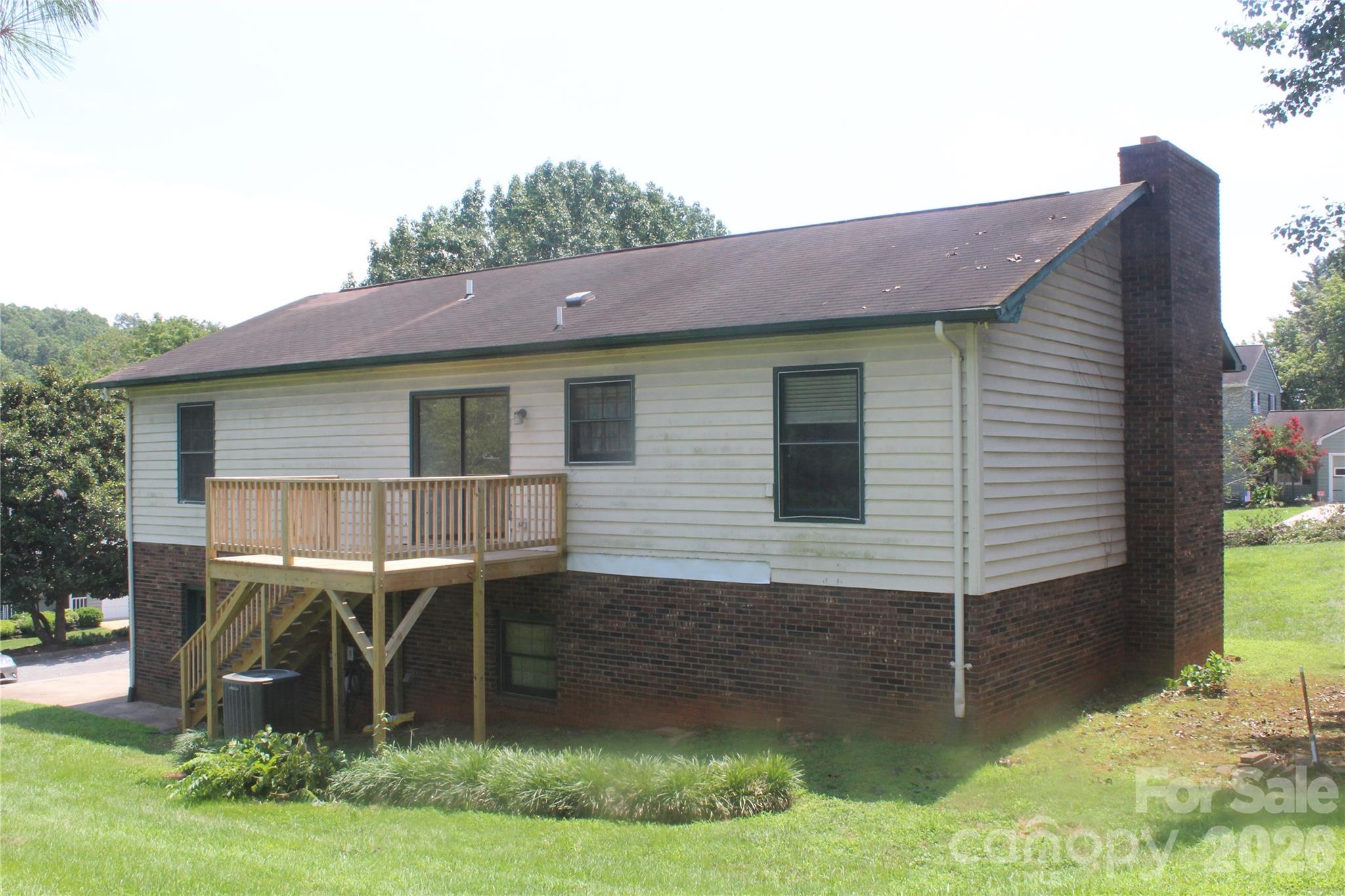 Single Family Residence at 205 Inglewood Drive, Morganton, photo 33 of 34