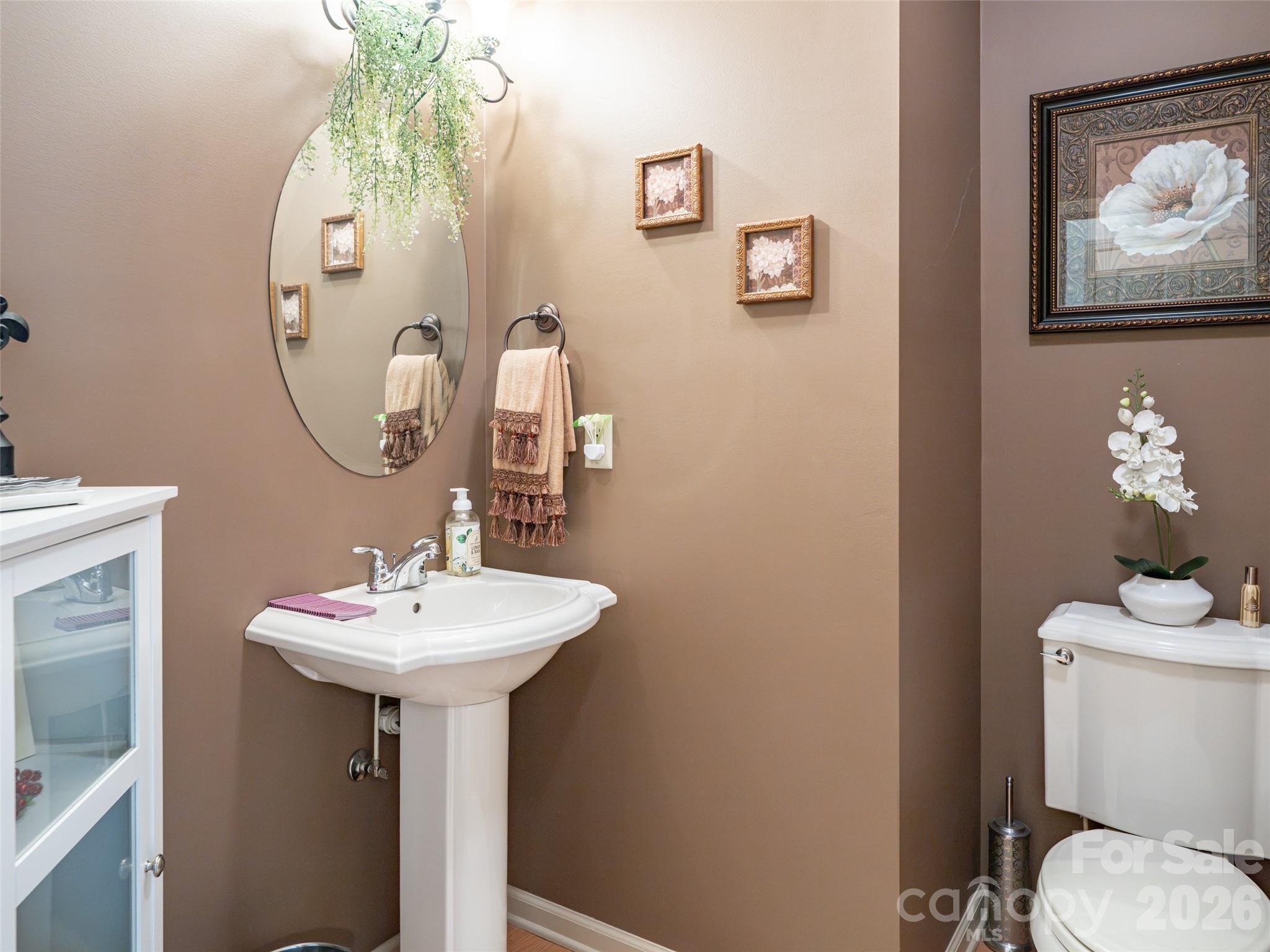 Single Family Residence at 80 Driftstone Circle, Arden, photo 13 of 31