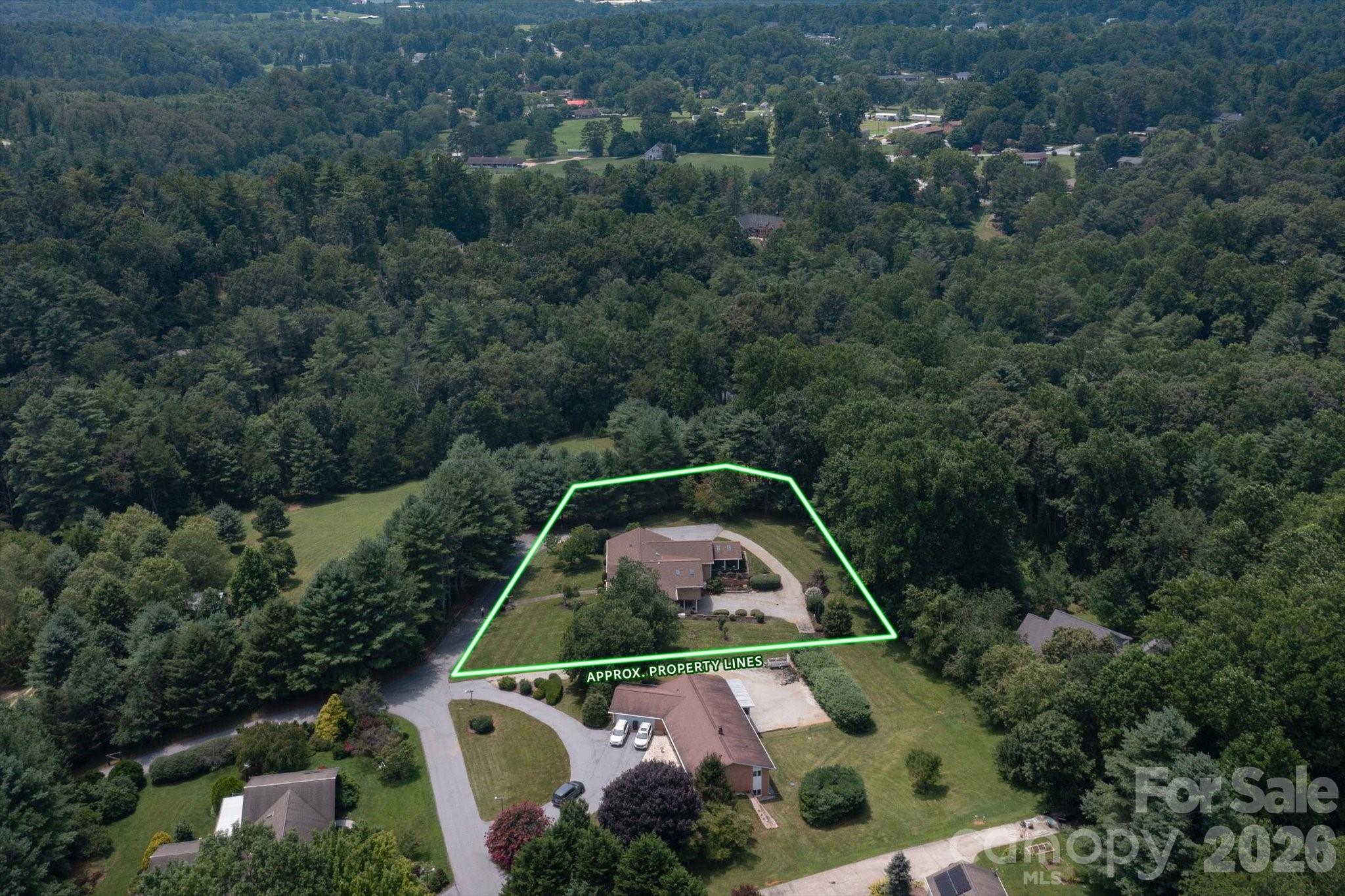 Single Family Residence at 12 Highlander Lane, Hendersonville, photo 39 of 39
